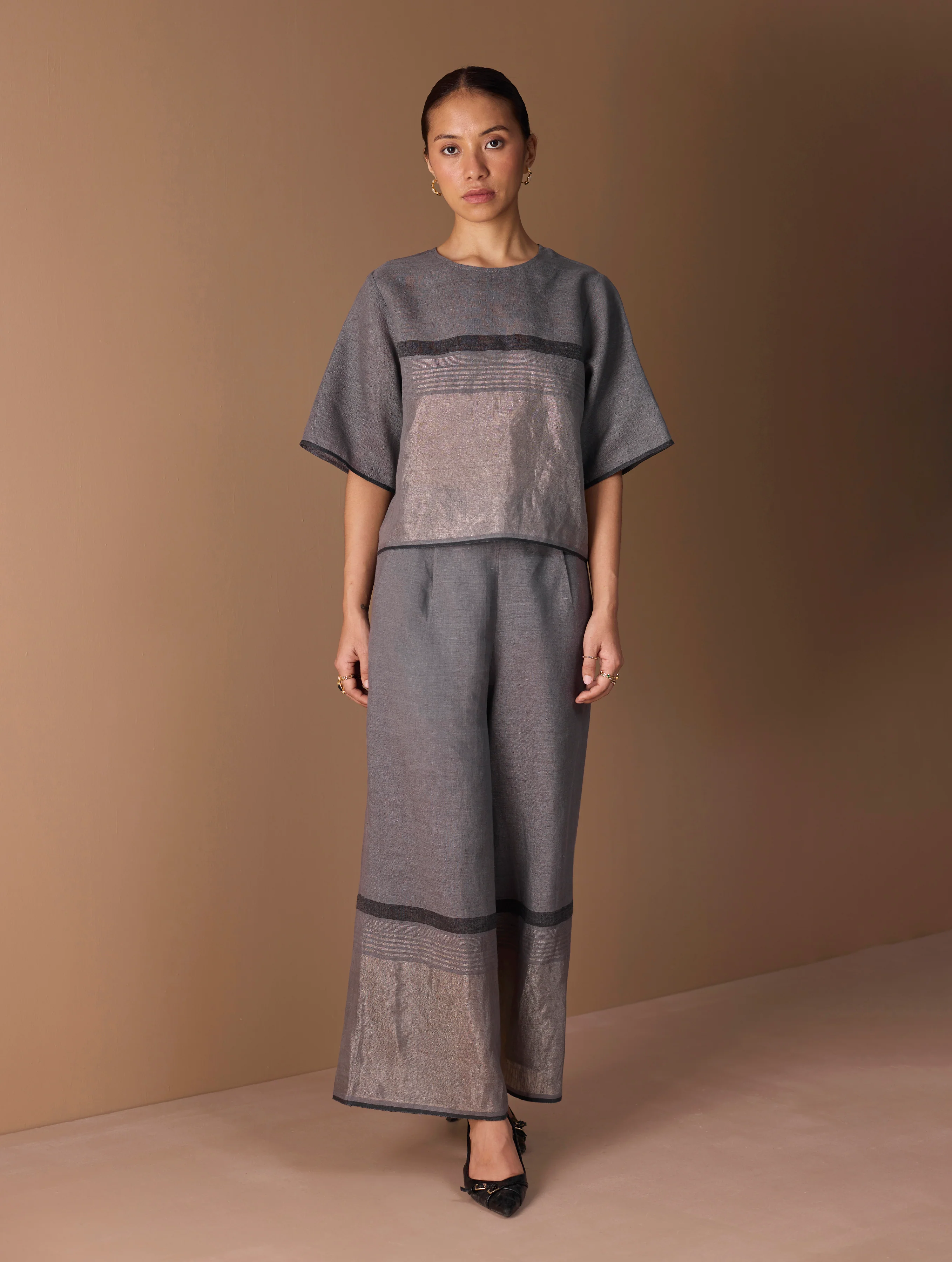 Aaro Metallic Palazzo Pant - Metallic Grey - Image 4