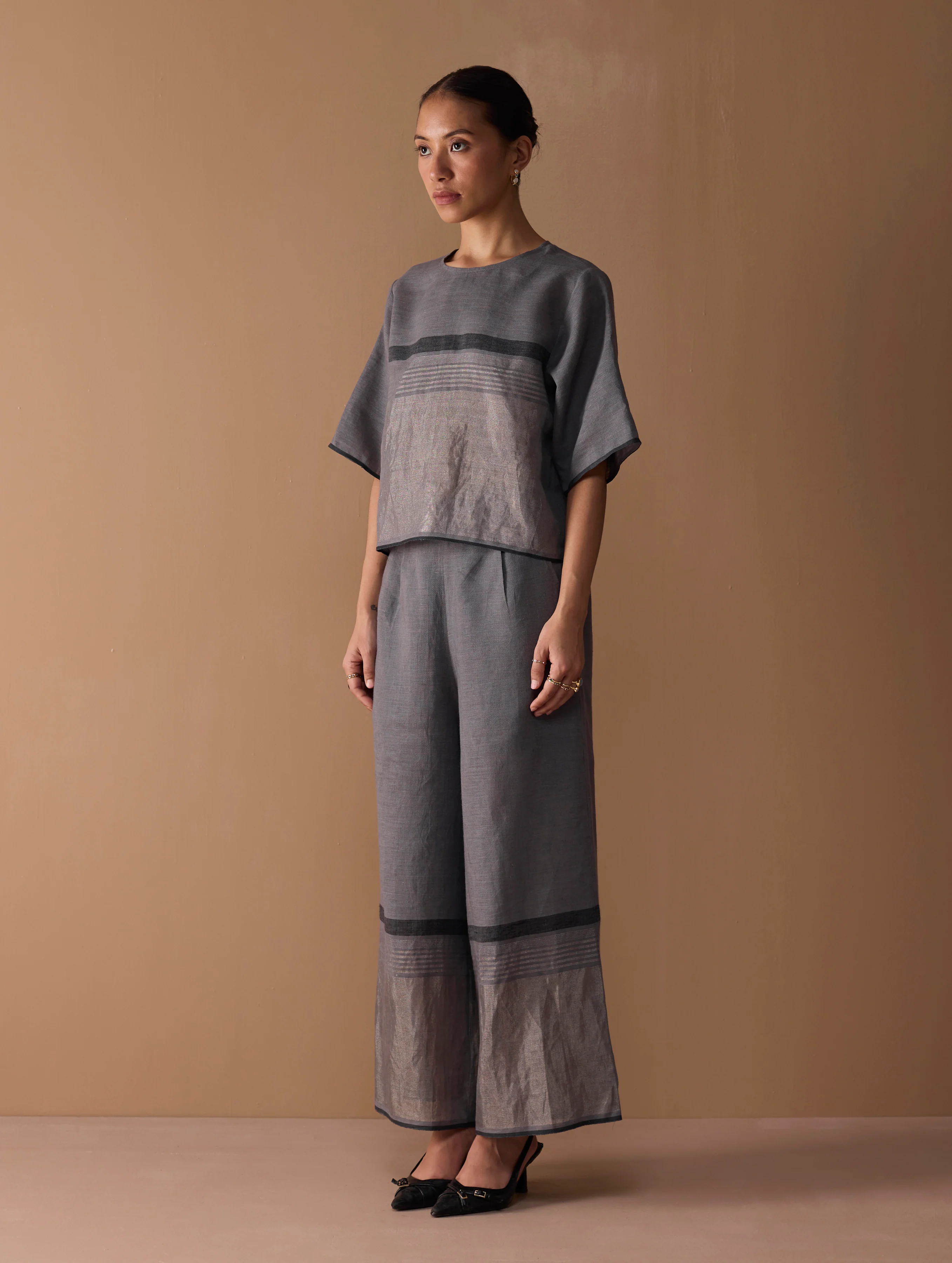 Aaro Metallic Palazzo Pant - Metallic Grey - Image 5