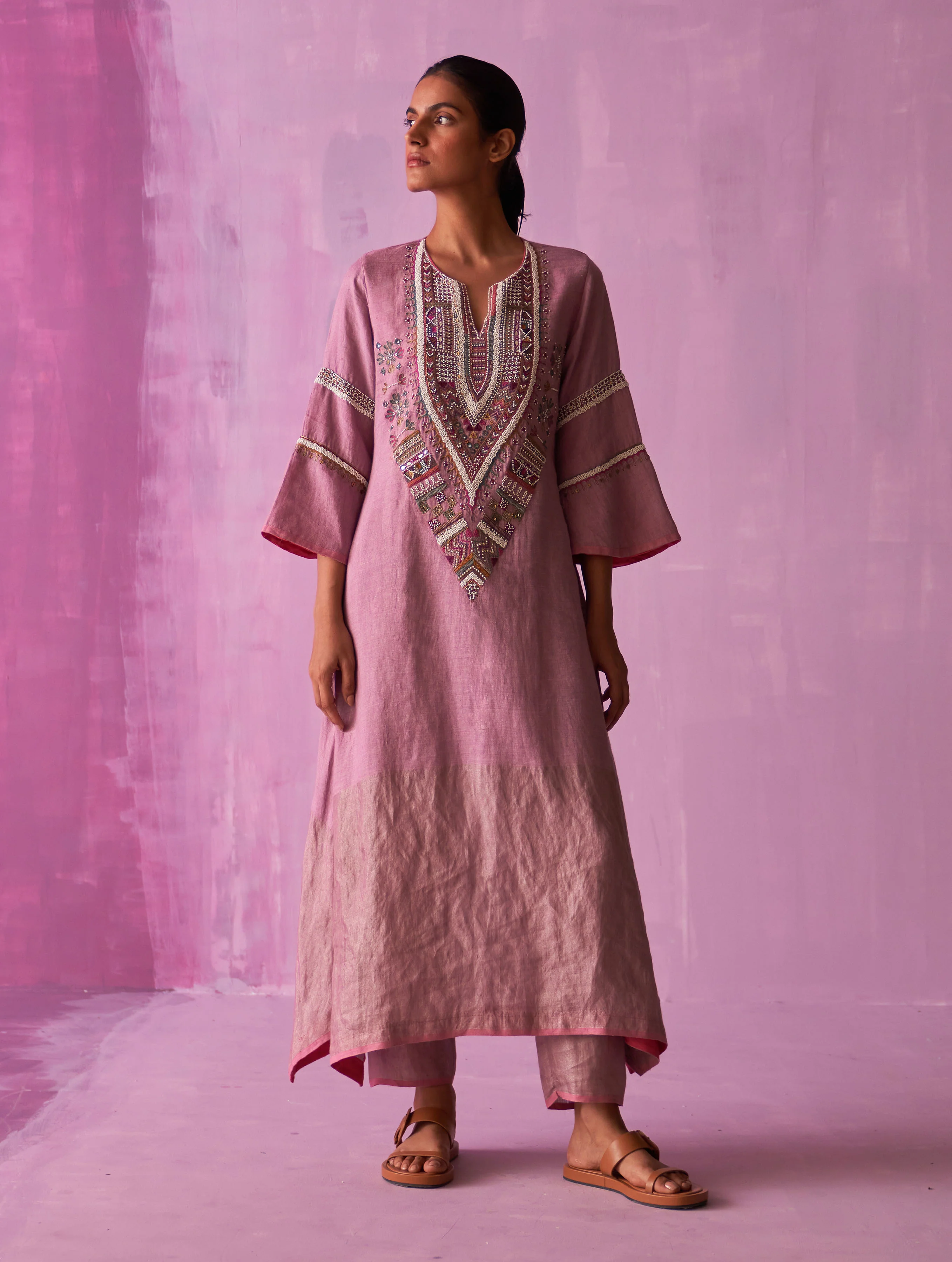 Afra Hand-Embroidered Kurta - Lavender - Image 2