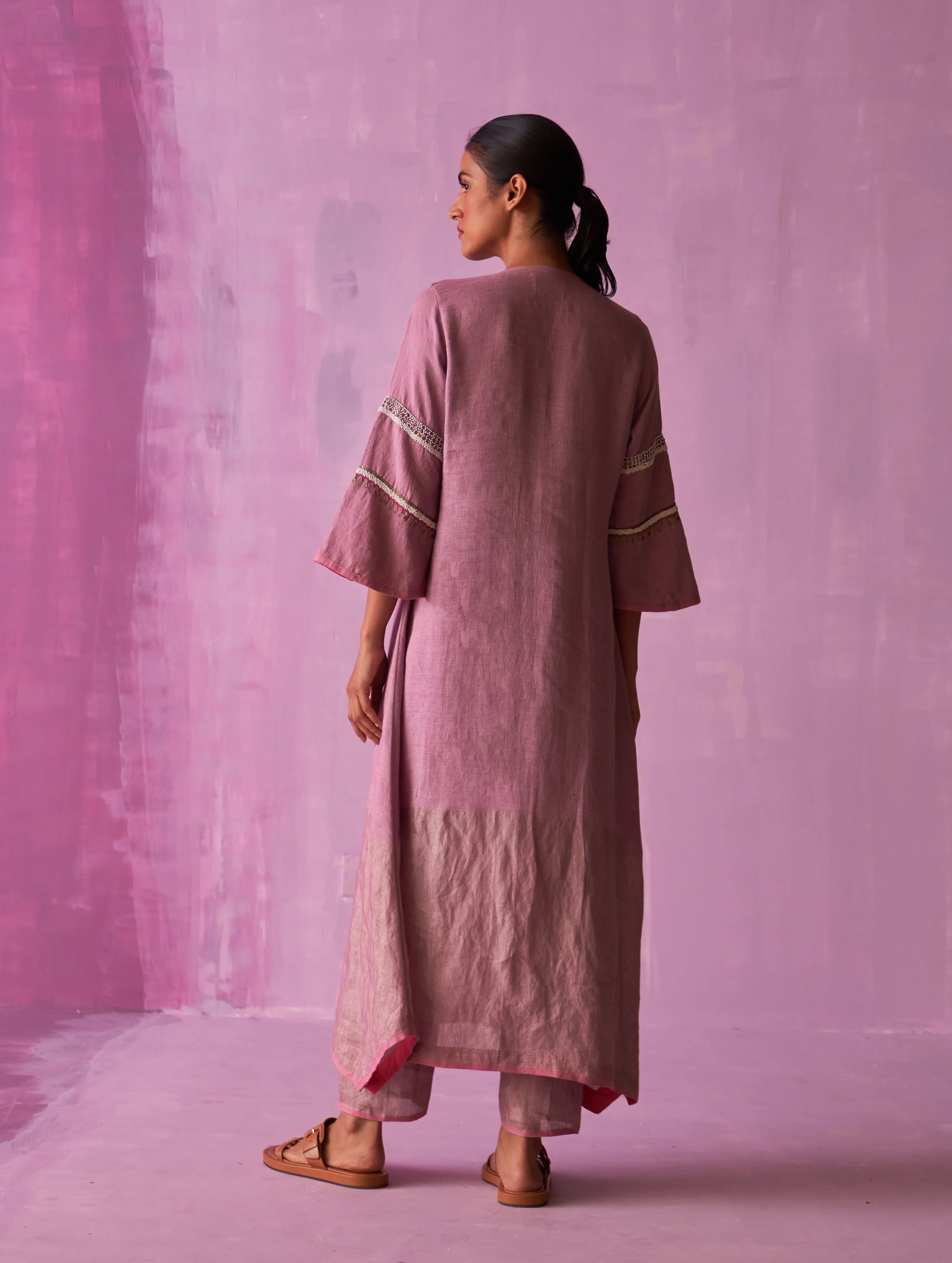 Afra Hand-Embroidered Kurta - Lavender - Image 7