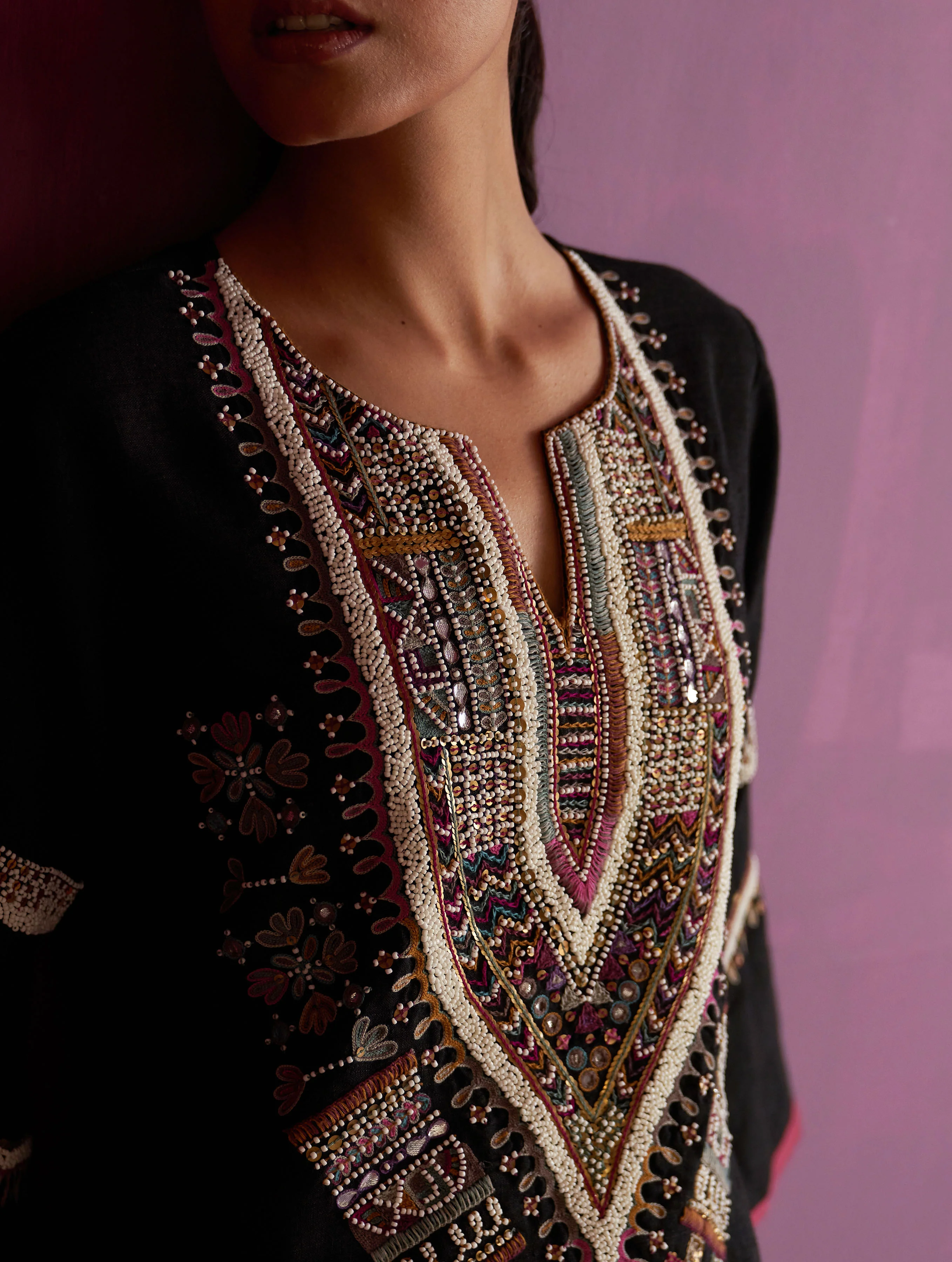 Afra Hand-Embroidered Kurta Set - Black - Image 5