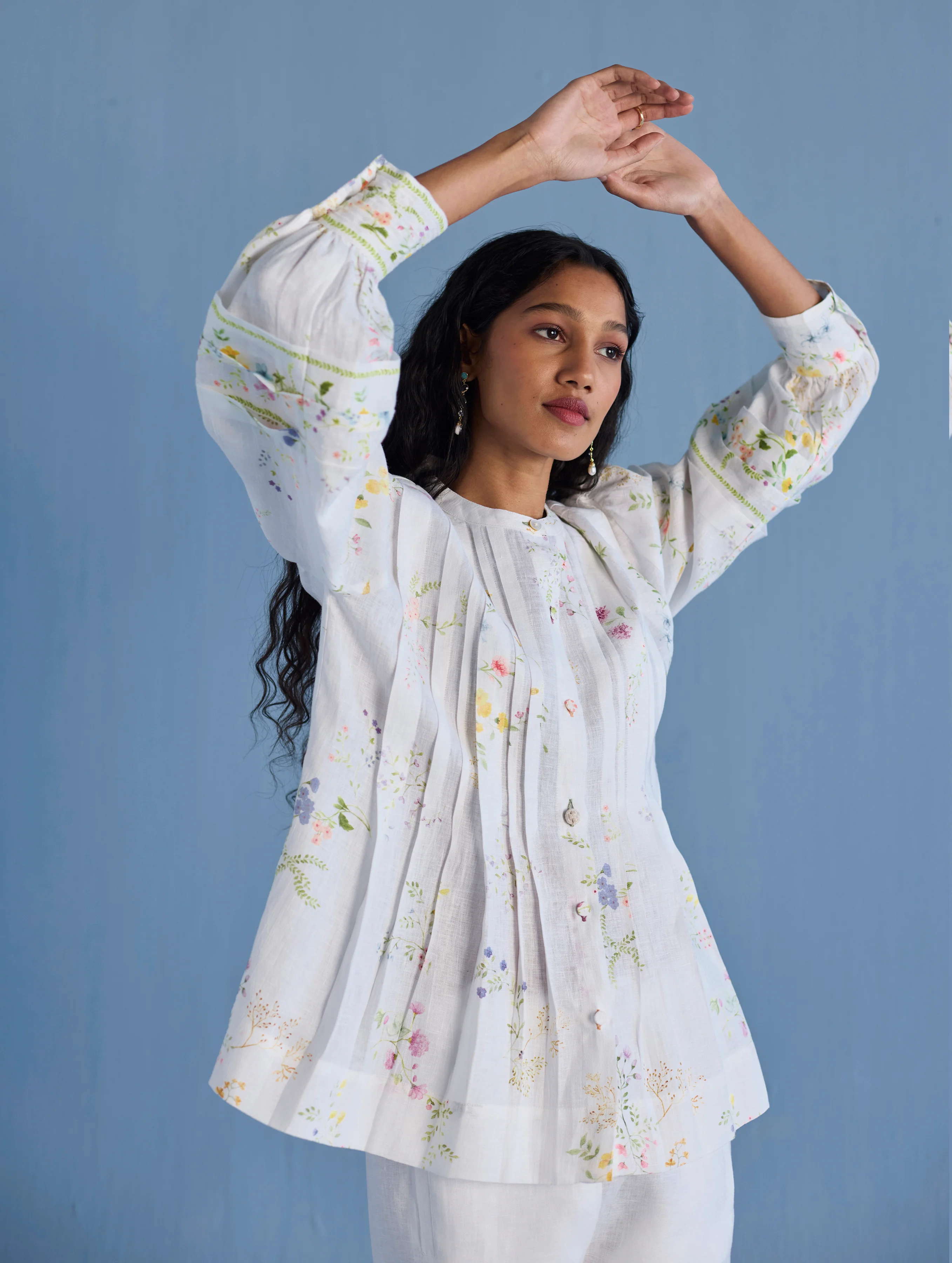 Akavi Pleated Floral Linen Co-ord Set - White - Image 3