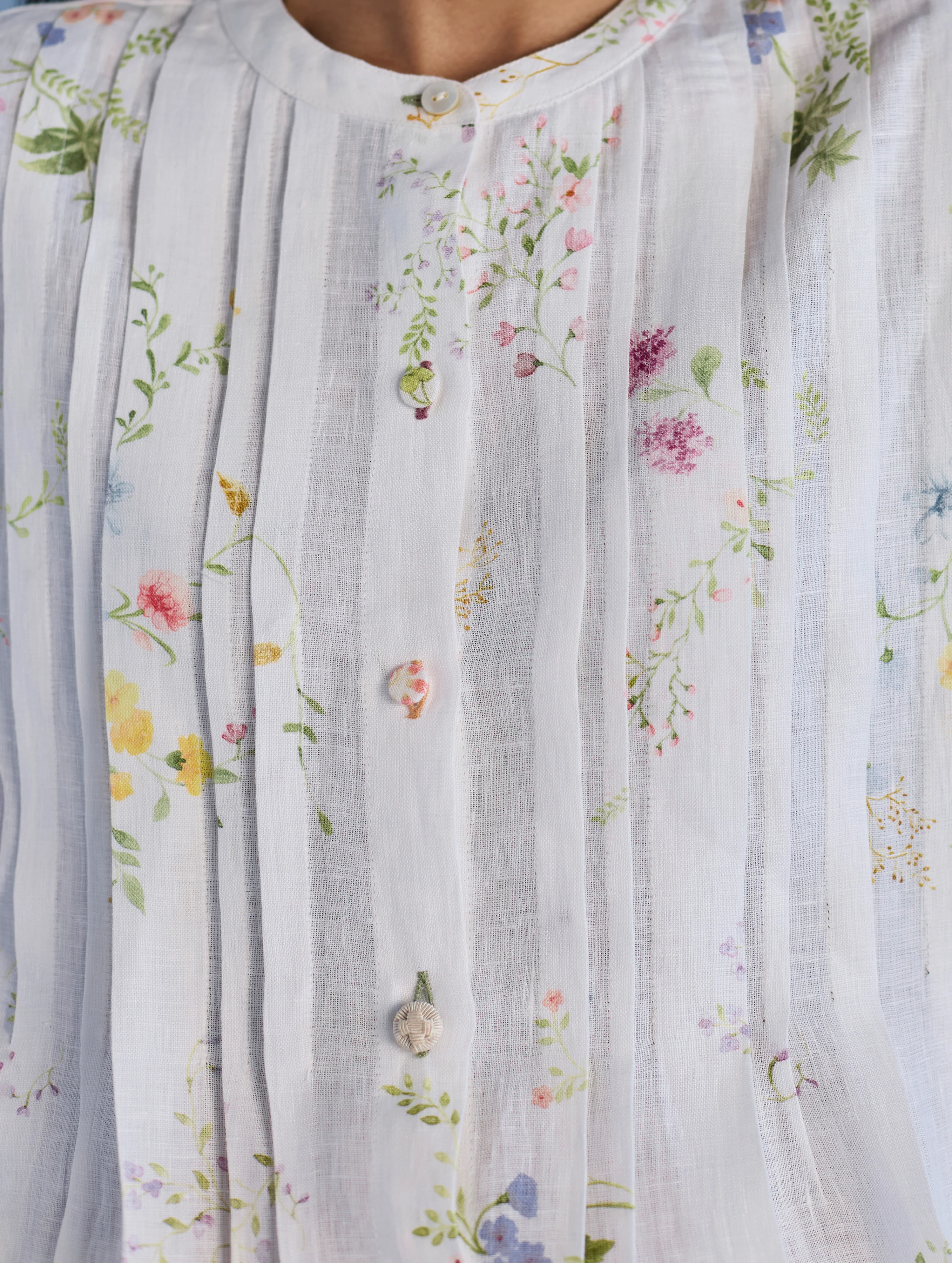 Akavi Pleated Floral Linen Shirt - White - Image 5