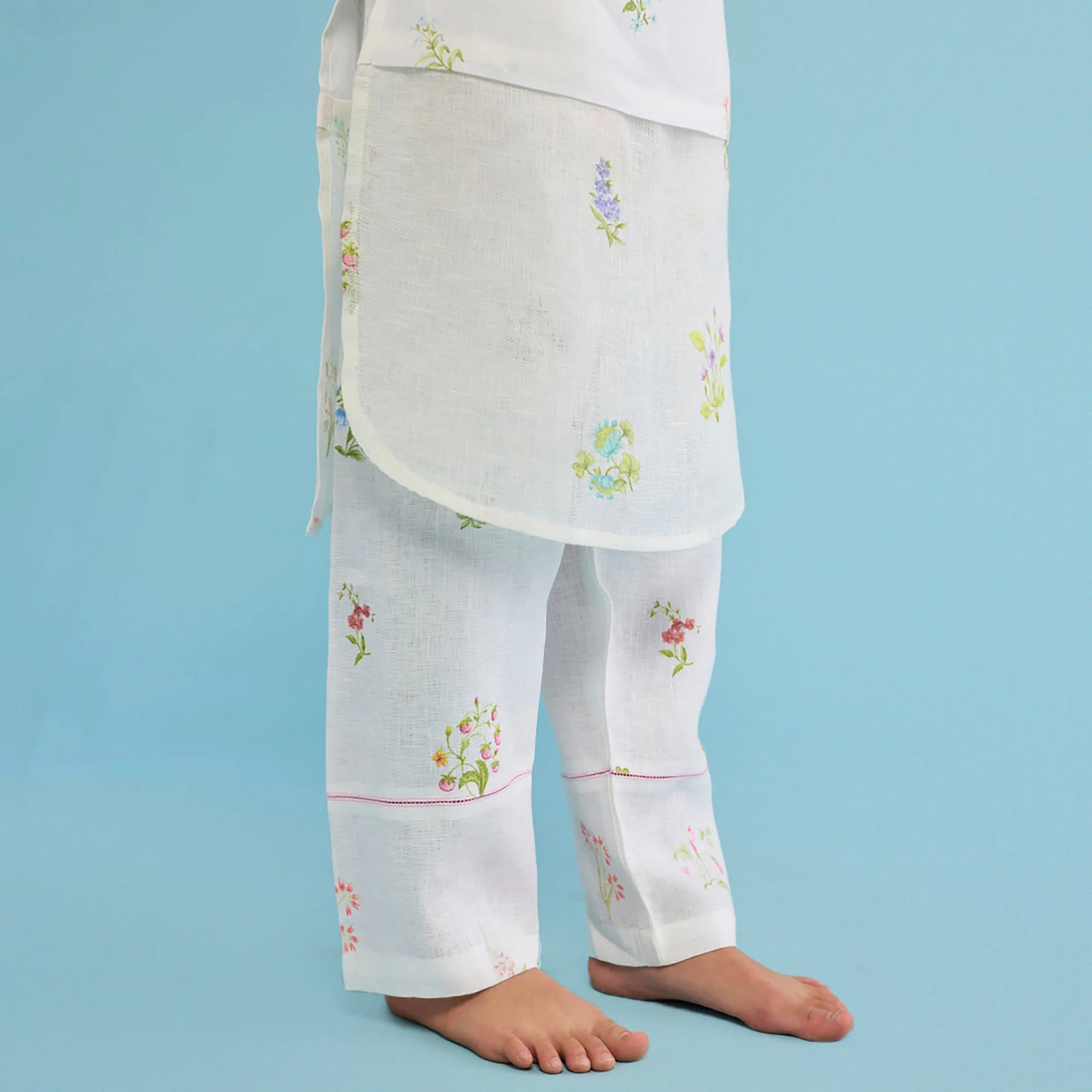 Aneya Patchwork Floral Linen Kurta - White - Image 4