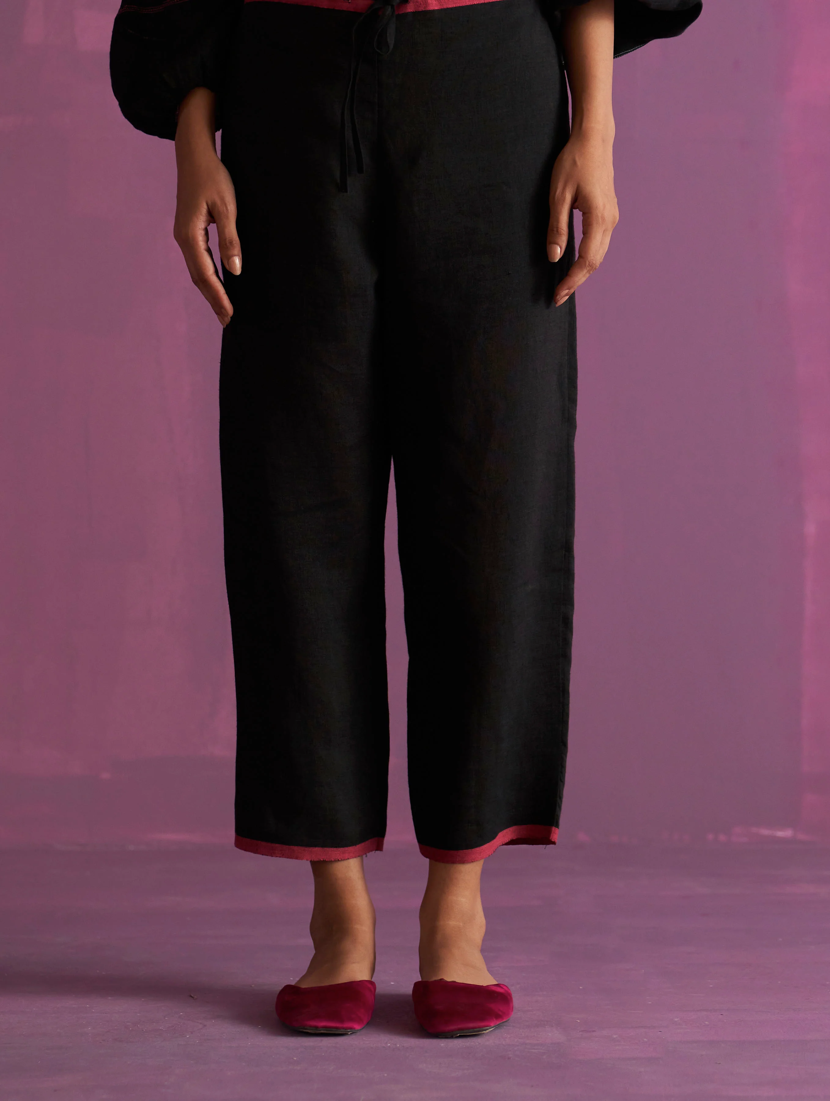Ansa Tapered Linen Pant - Black - Image 3