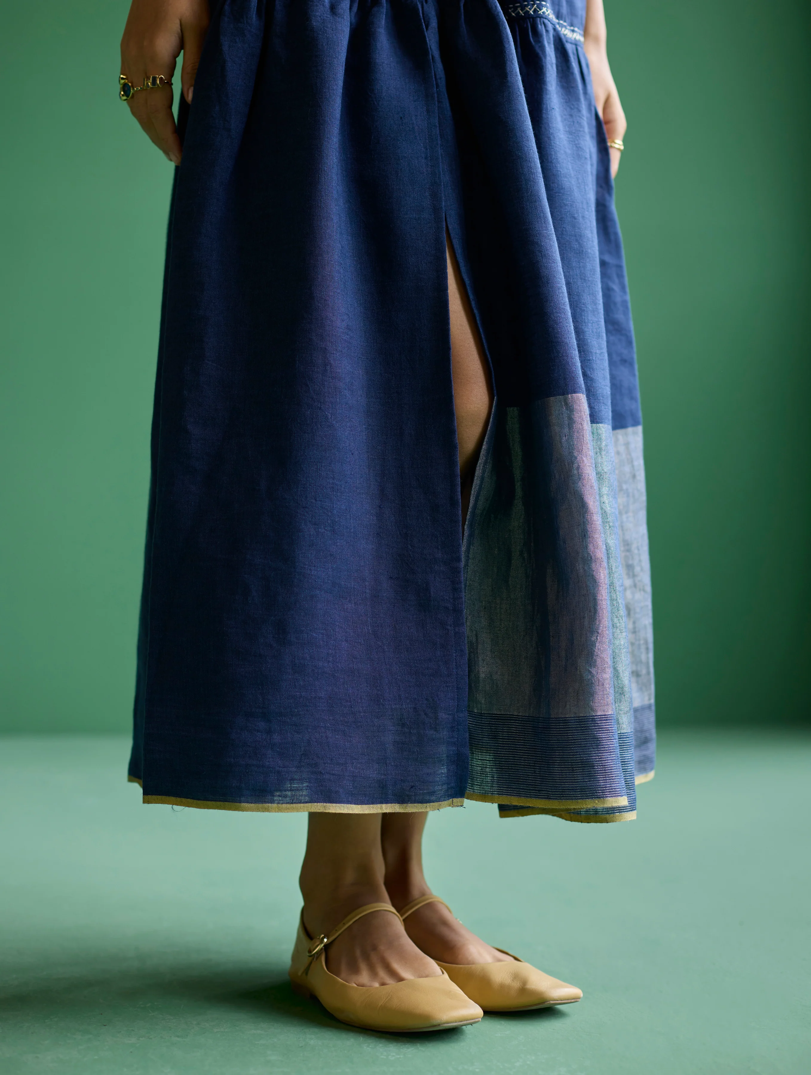 Aria Metallic Linen Dress - Navy - Image 7