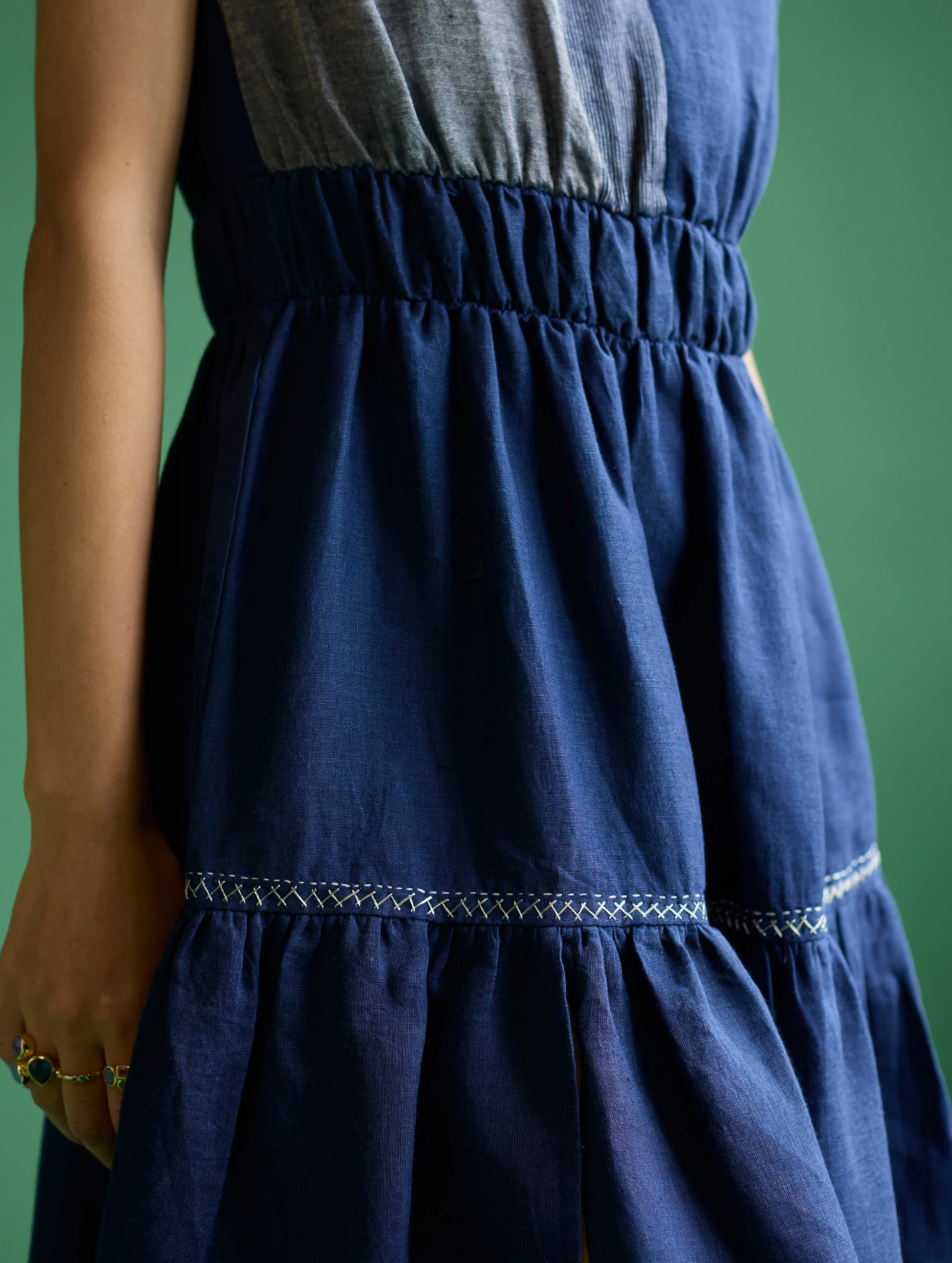 Aria Metallic Linen Dress - Navy - Image 8