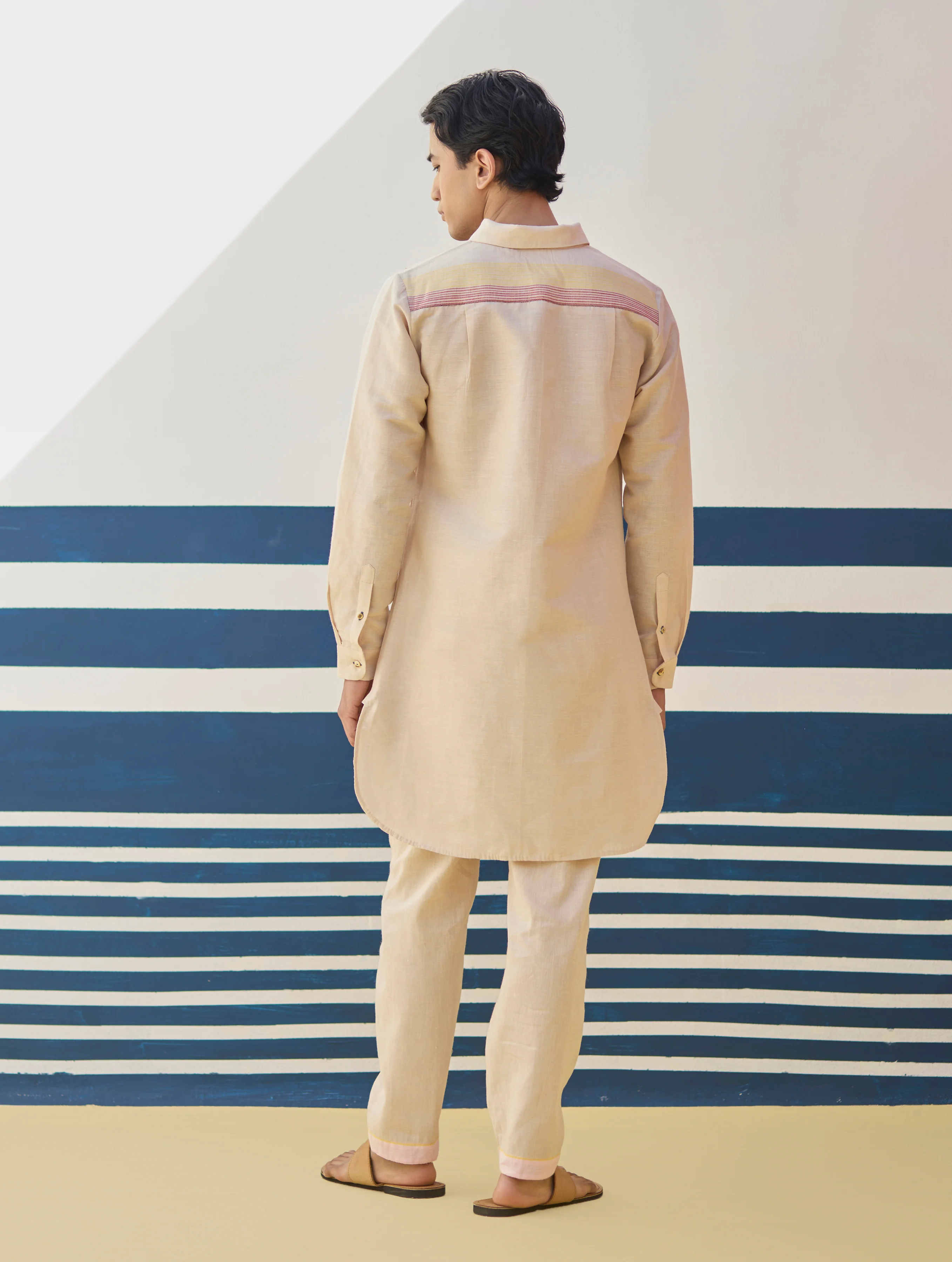 Arin Border Linen Kurta Set
- Sand - Image 2