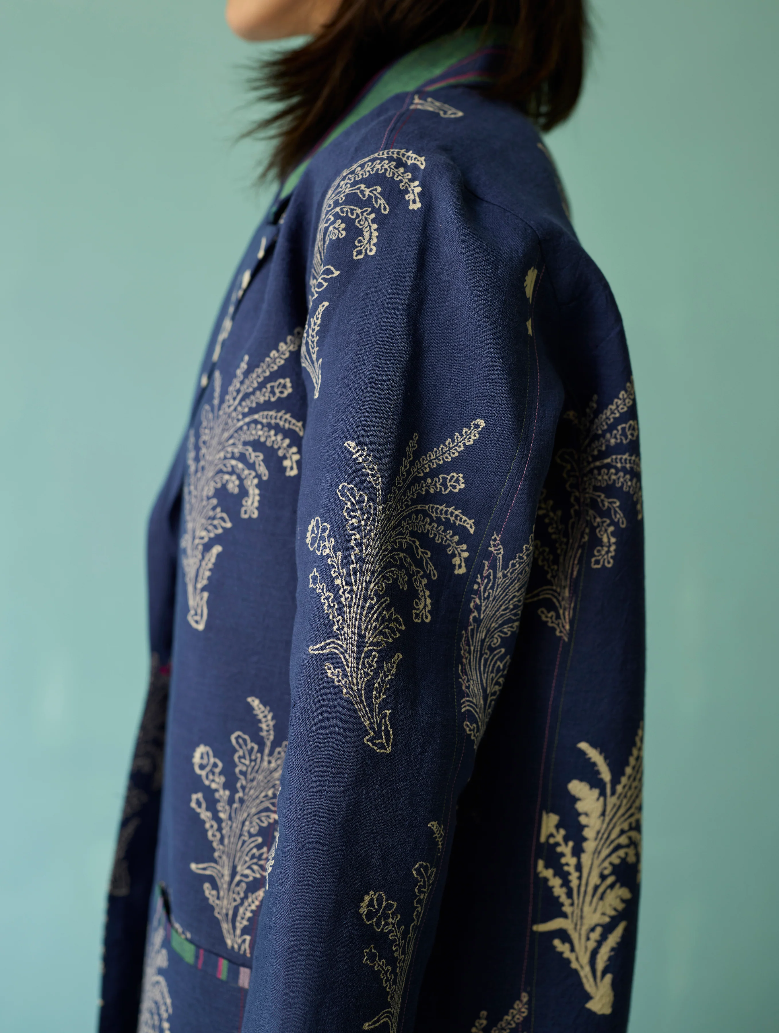 Arya Block Printed Floral Blazer - Indigo - Image 11