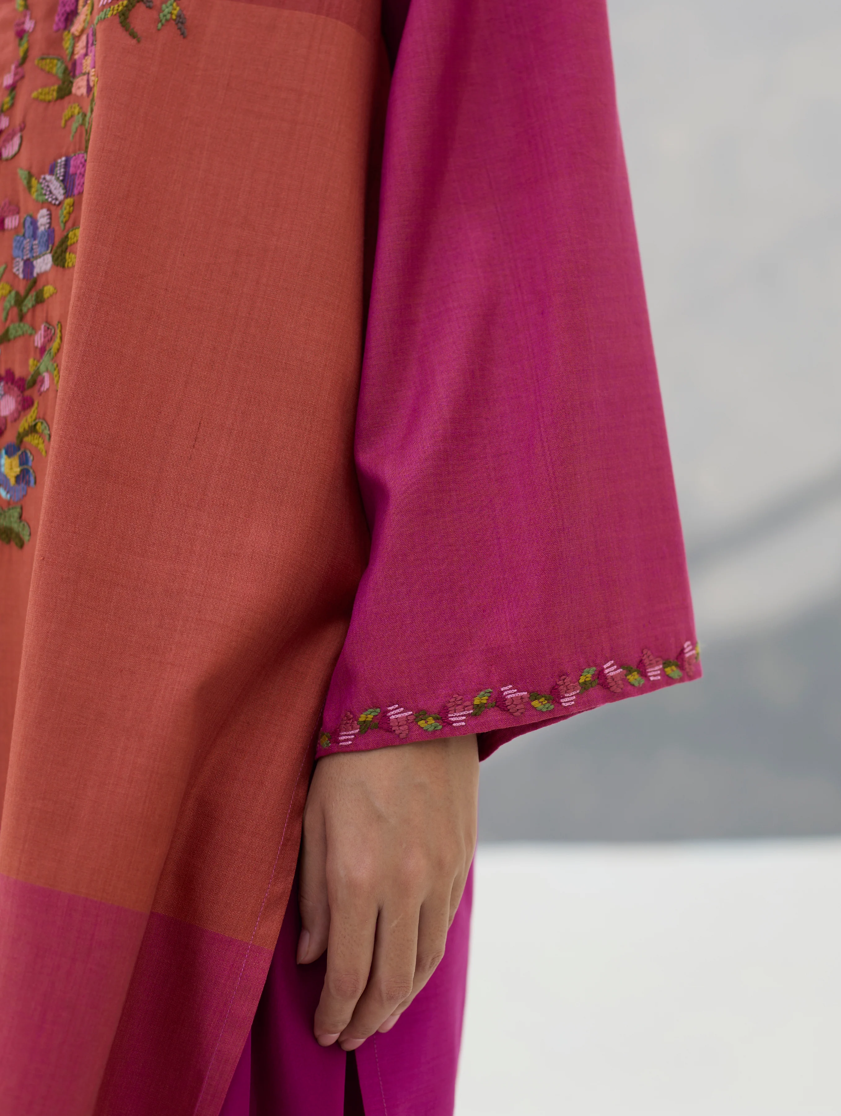 Athiya Hand-Embroidered Kurta Set - Rose - Image 8