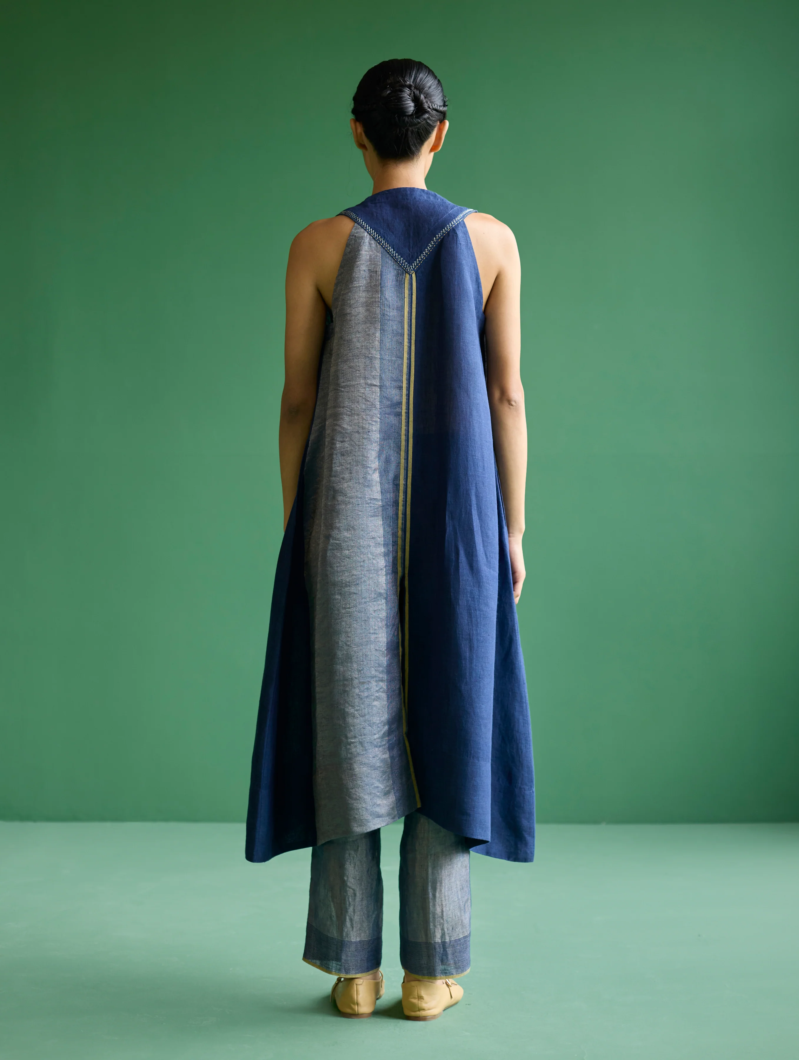 Ayana Metallic Linen Co-ord Set - Navy - Image 4