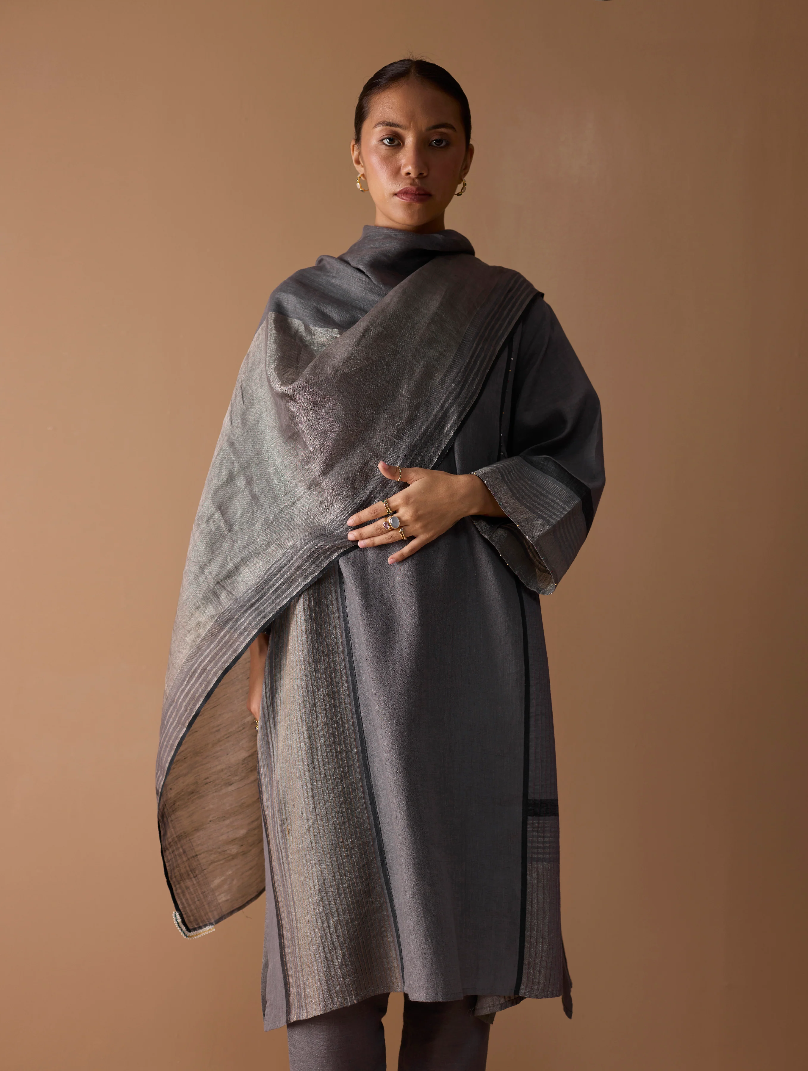 Baro Metallic Linen Stripe Dupatta - Metallic Grey - Image 3