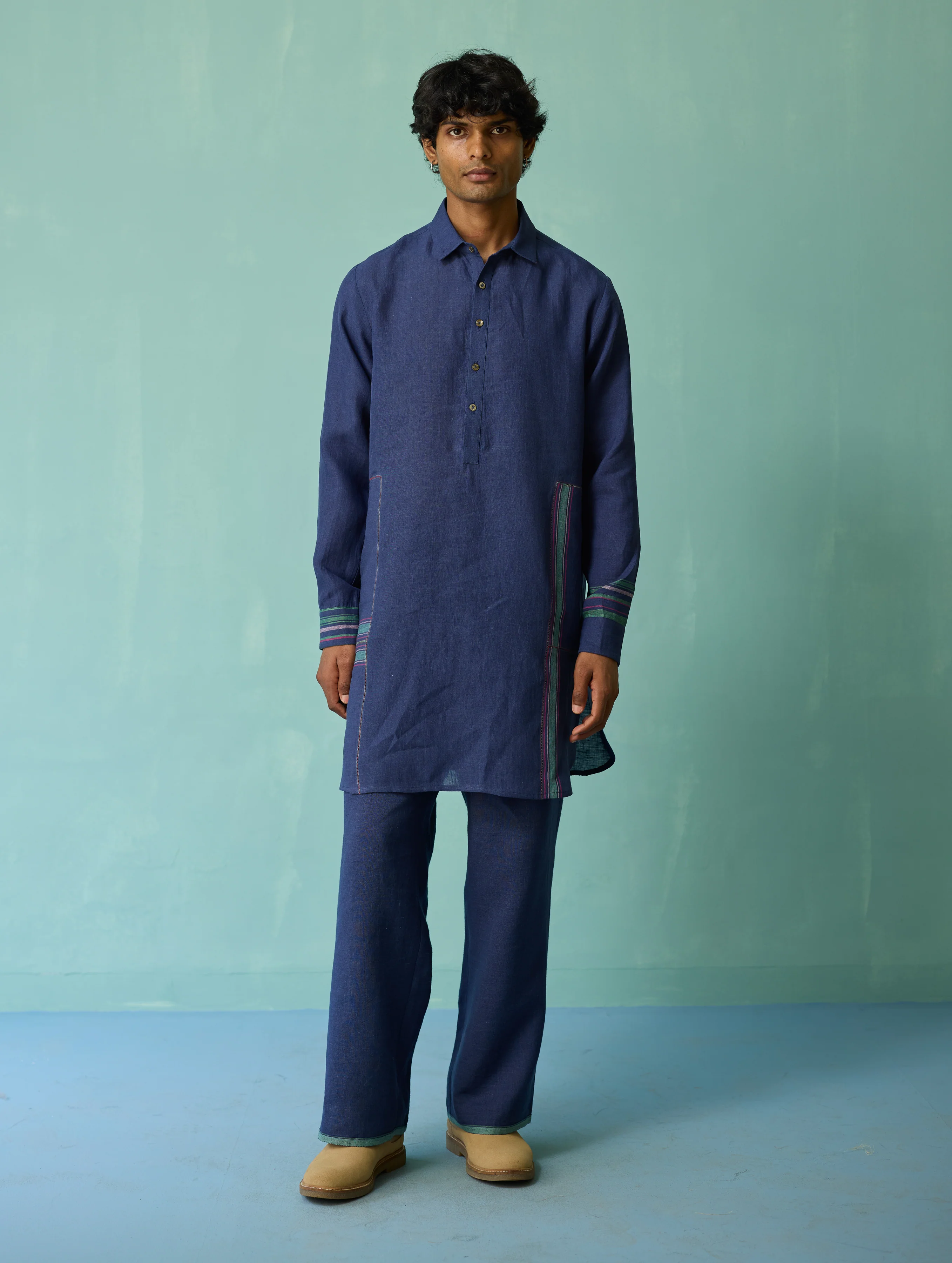 Briar Collar Border Linen Kurta - Indigo - Image 4