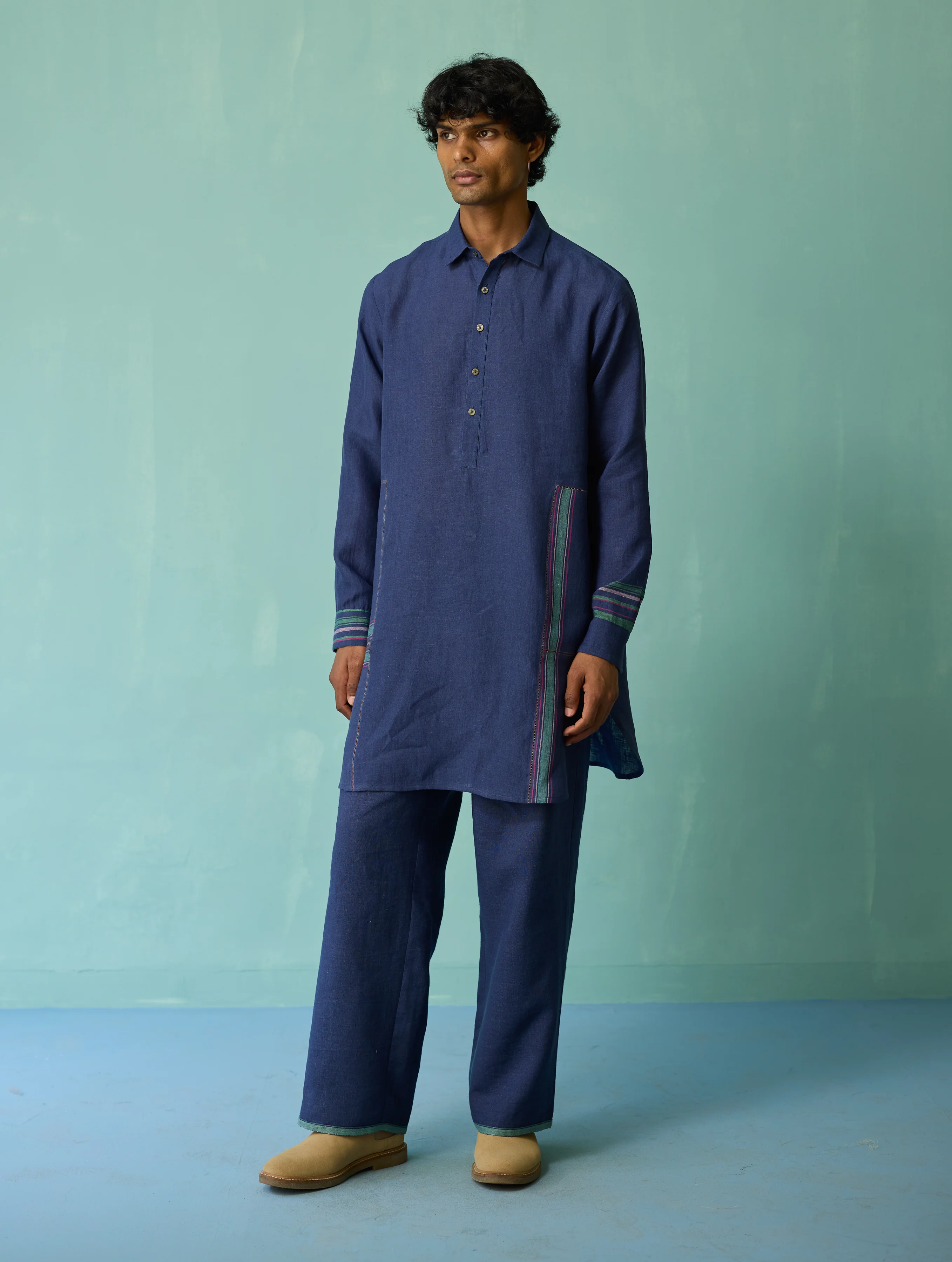 Briar Collar Border Linen Kurta - Indigo - Image 8
