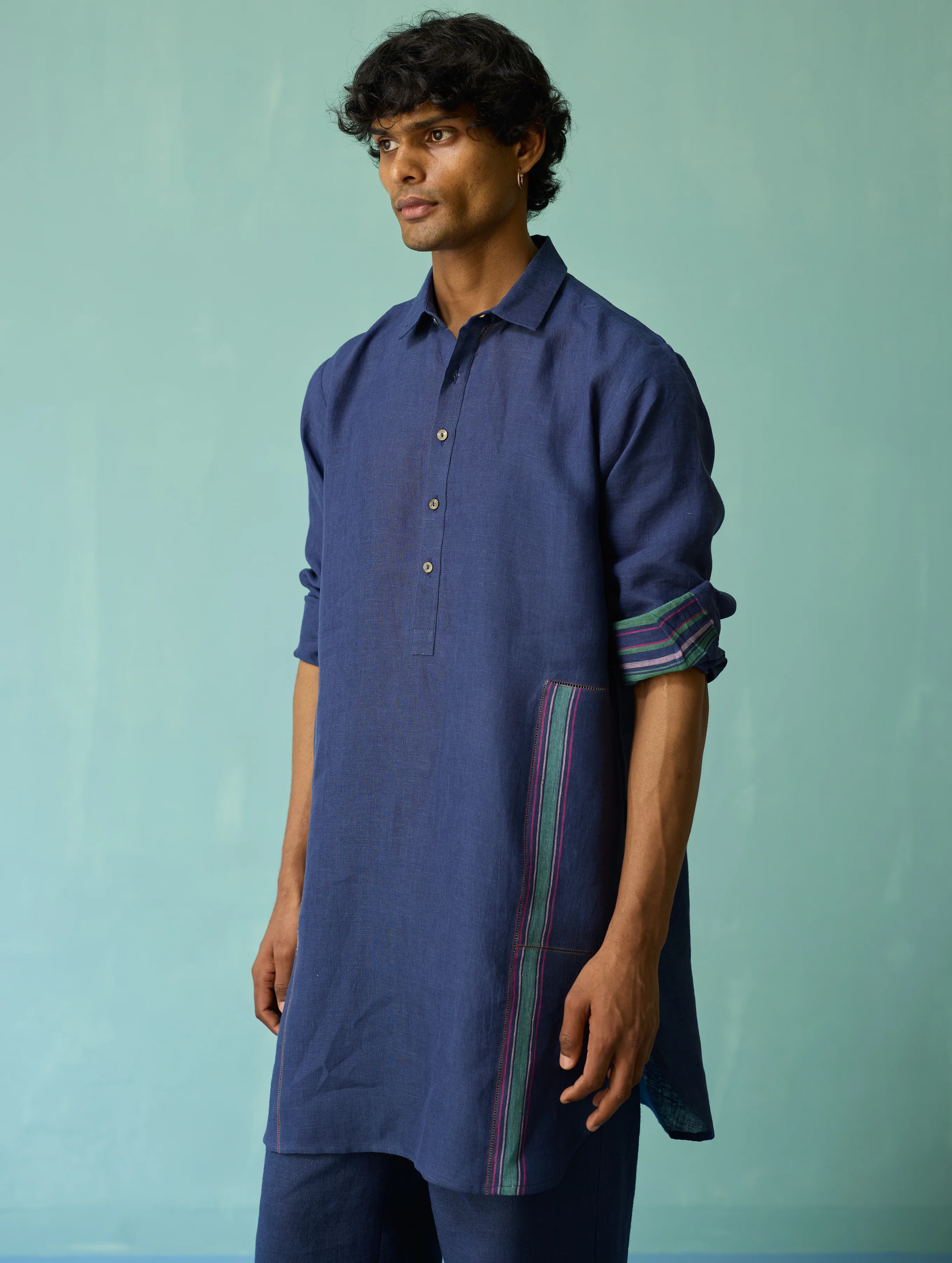 Briar Collared Border Linen Kurta Set - Indigo - Image 3