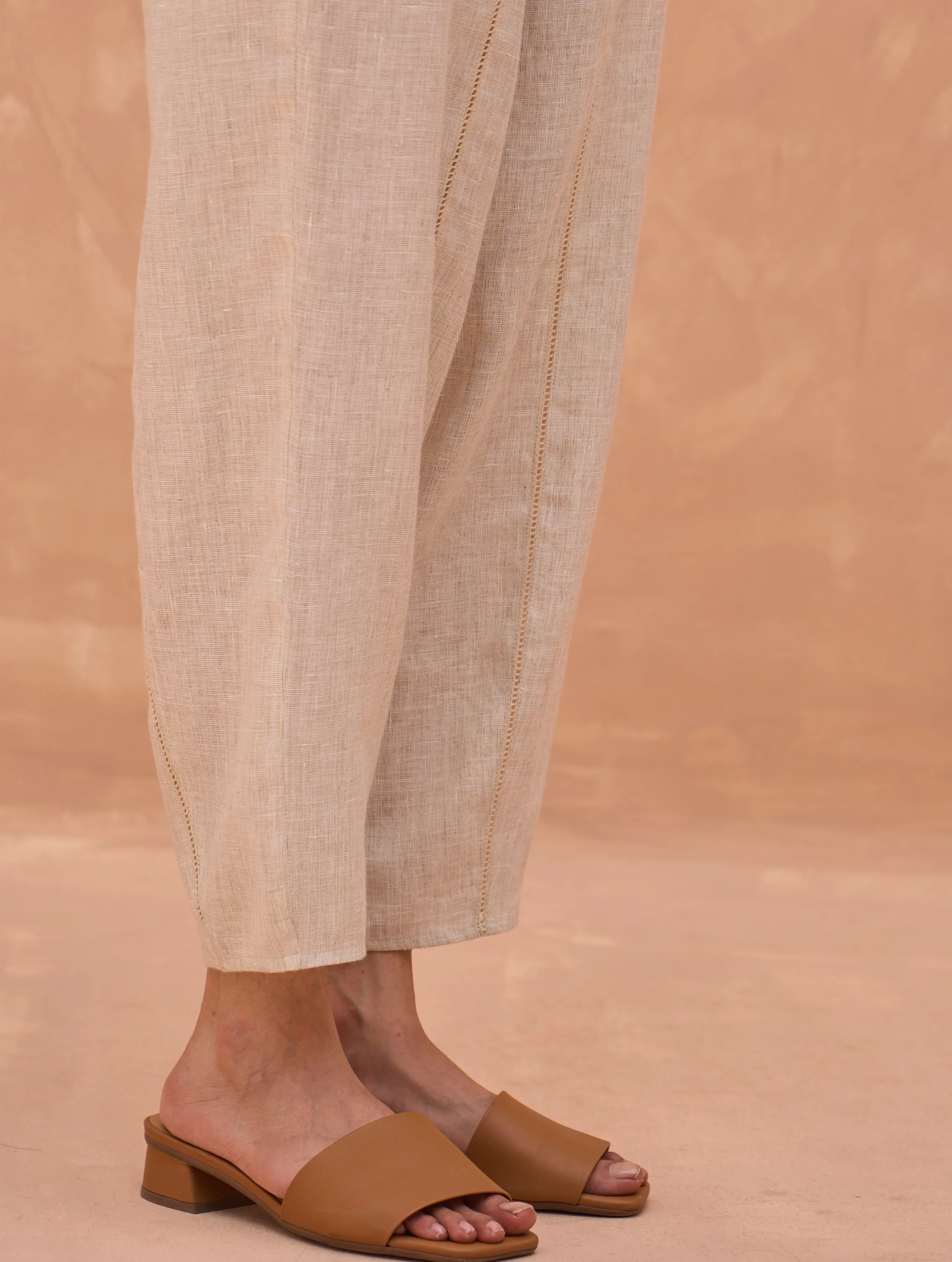 Carmen Tapered Linen Pant - Off White - Image 4