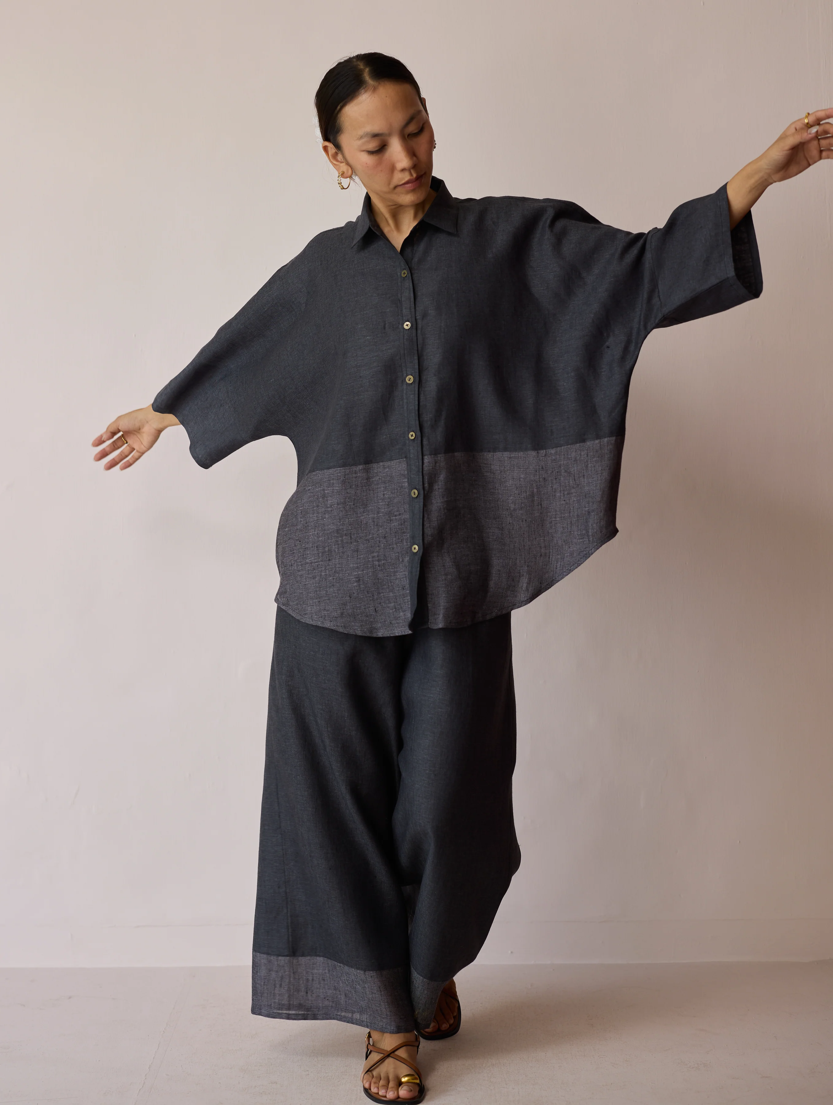 Cassa Linen Patchwork Shirt - Charcoal - Image 5