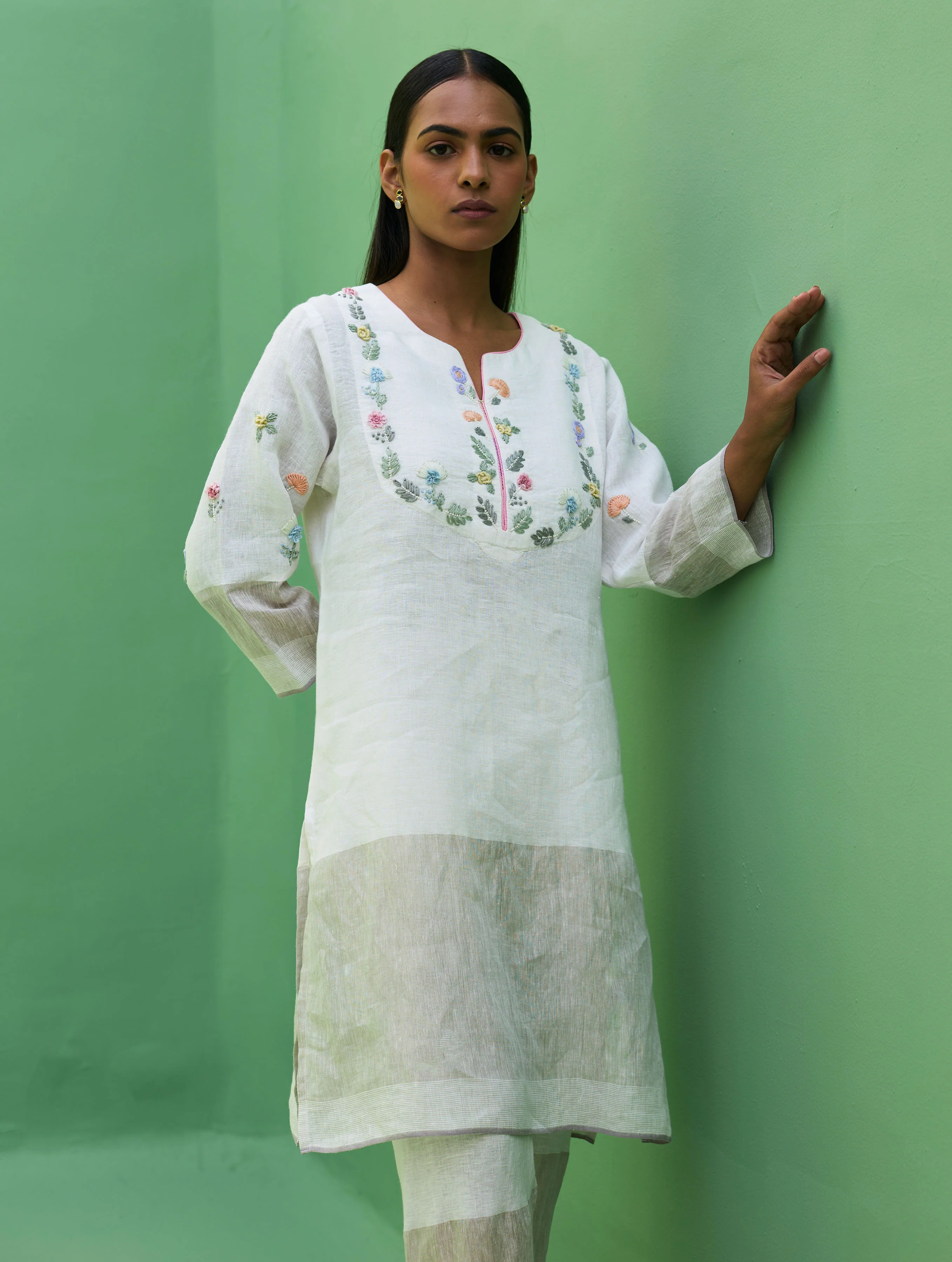 Celia Hand-Embroidered Metallic Linen Kurta - Ivory - Image 12
