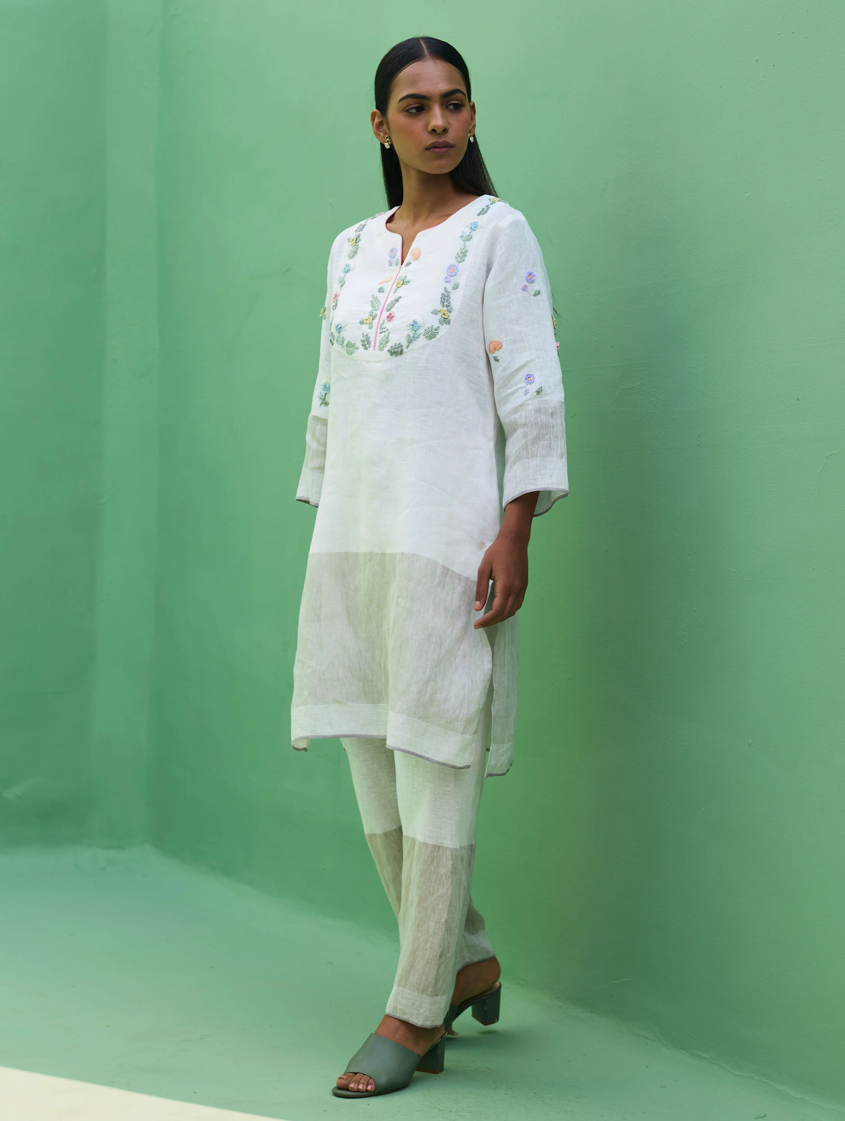 Celia Metallic Linen Hand-Embroidered Kurta Set - Ivory - Image 13
