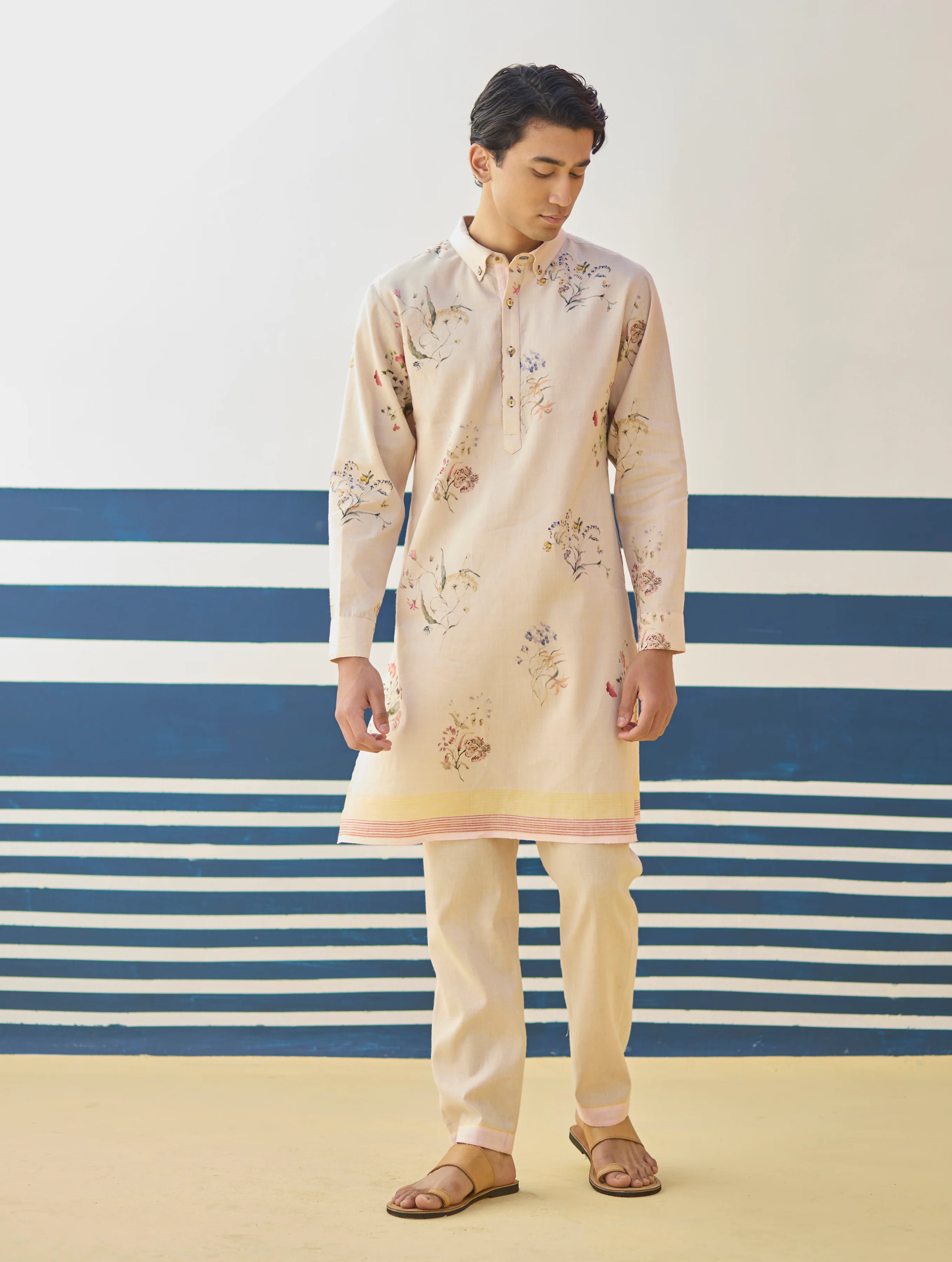 Ciro Floral Kurta Set - Sand - Image 4