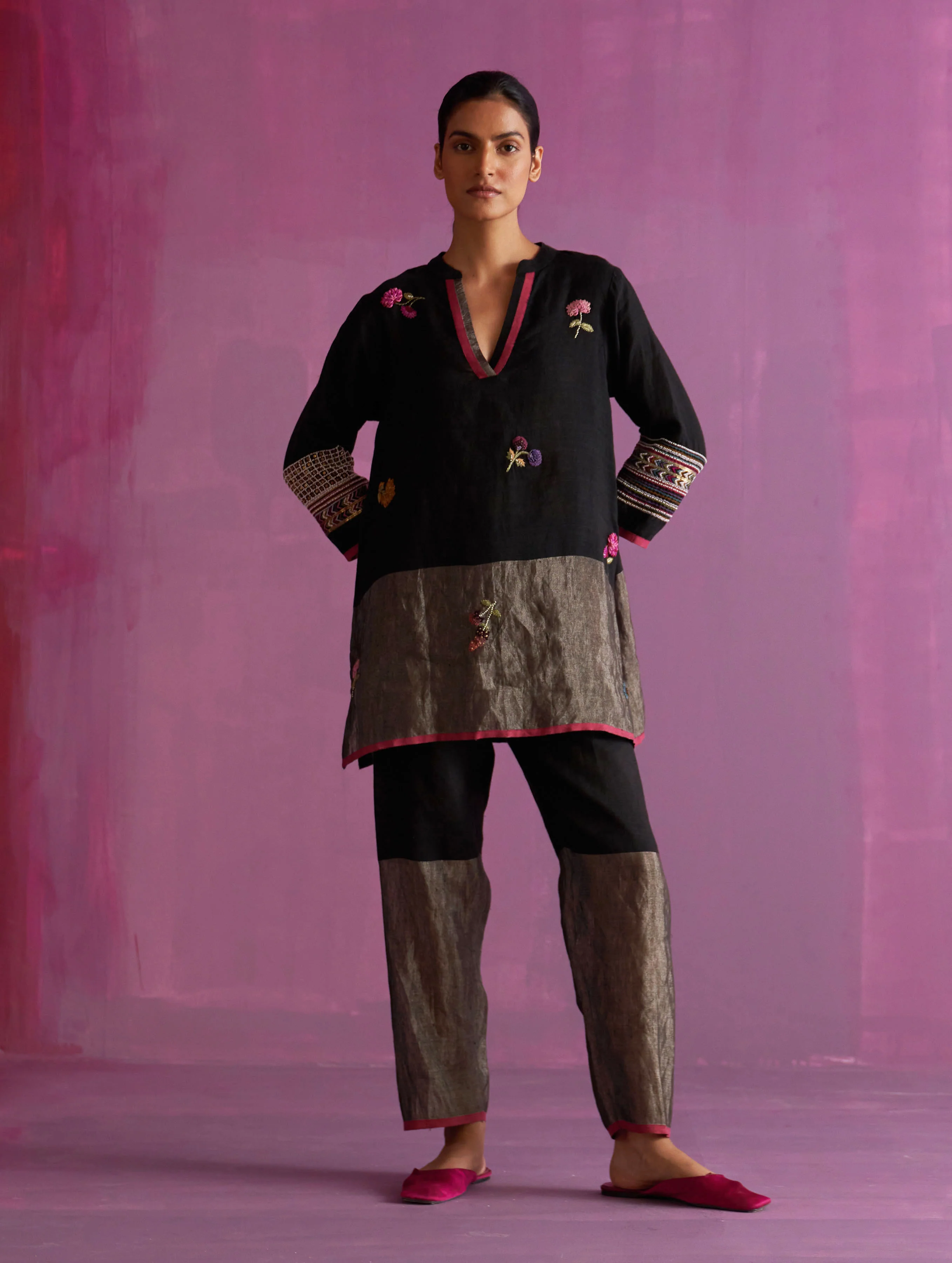 Cyra Floral Hand-Embroidered Kurta - Black - Image 5