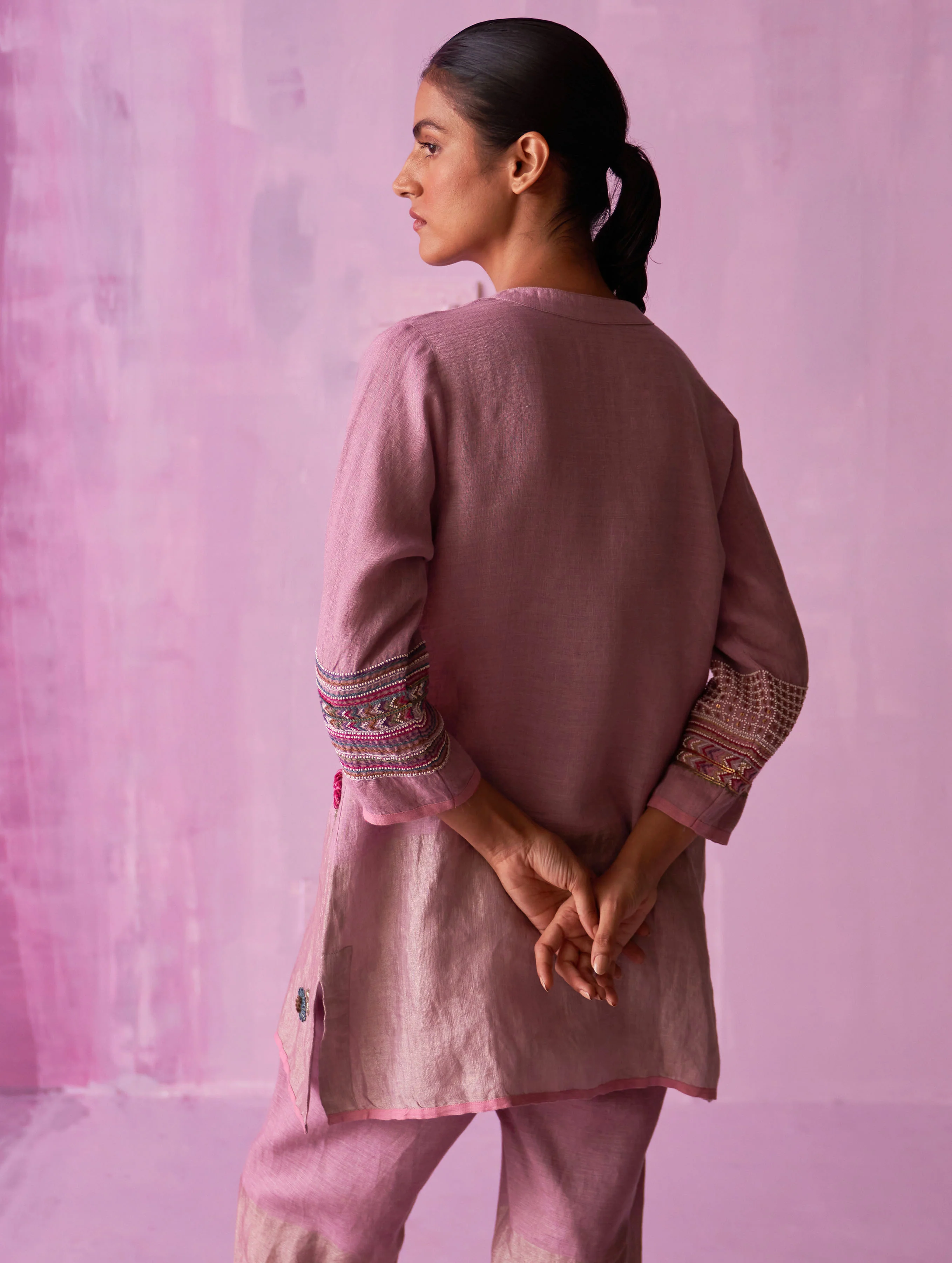 Cyra Hand-Embroidered Kurta Set - Lavender - Image 9