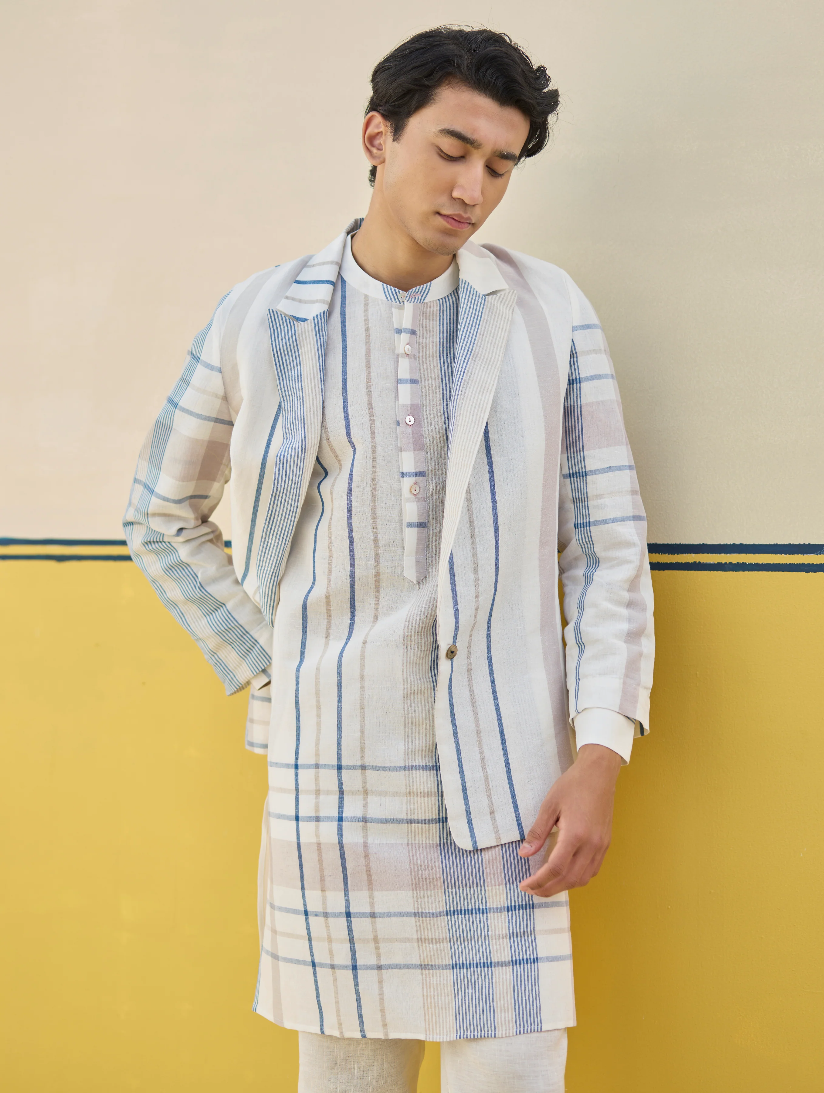 Dako Modern Check Linen Kurta - Ivory - Image 5