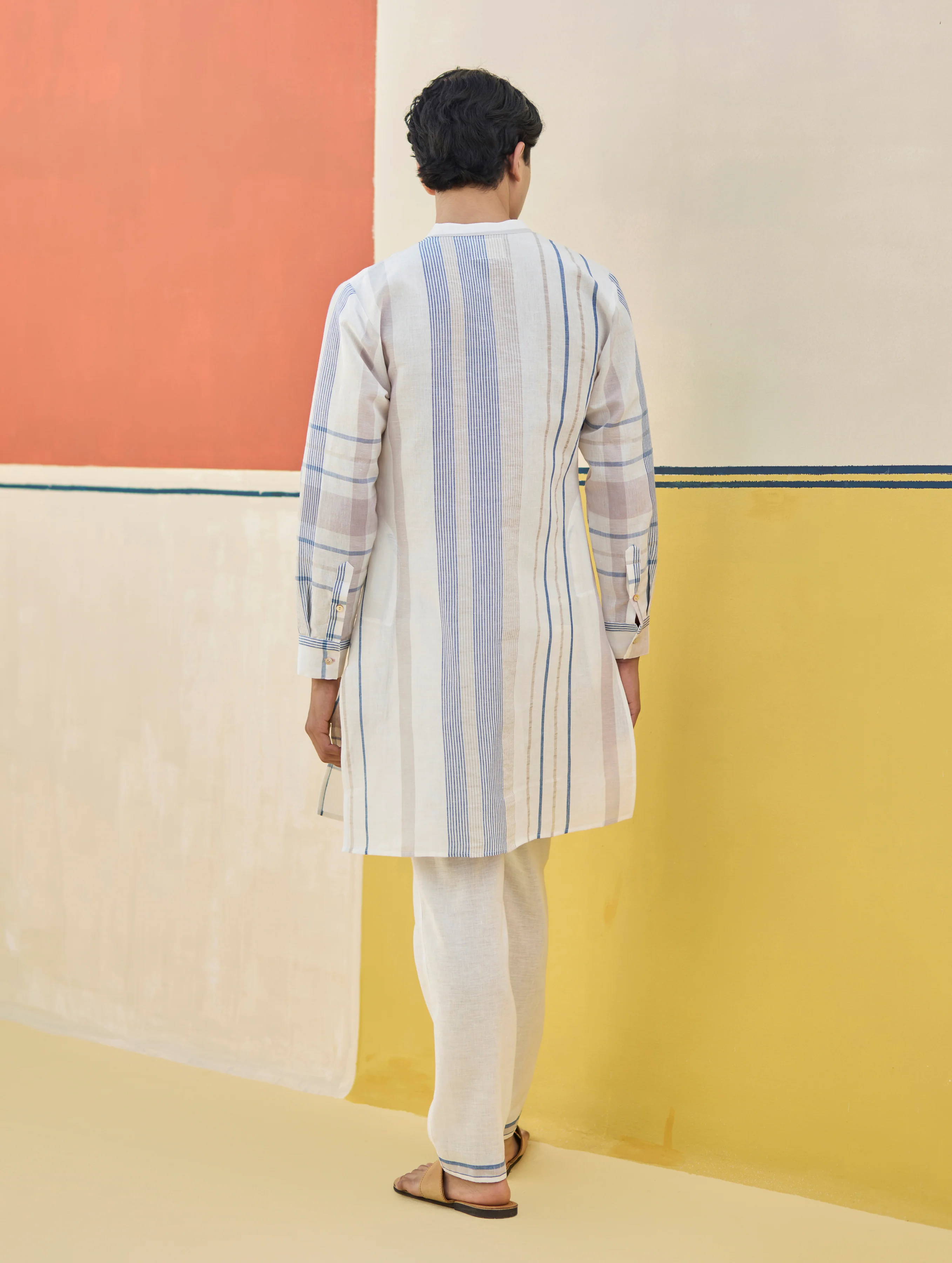 Dako Modern Check Linen Kurta - Ivory - Image 6