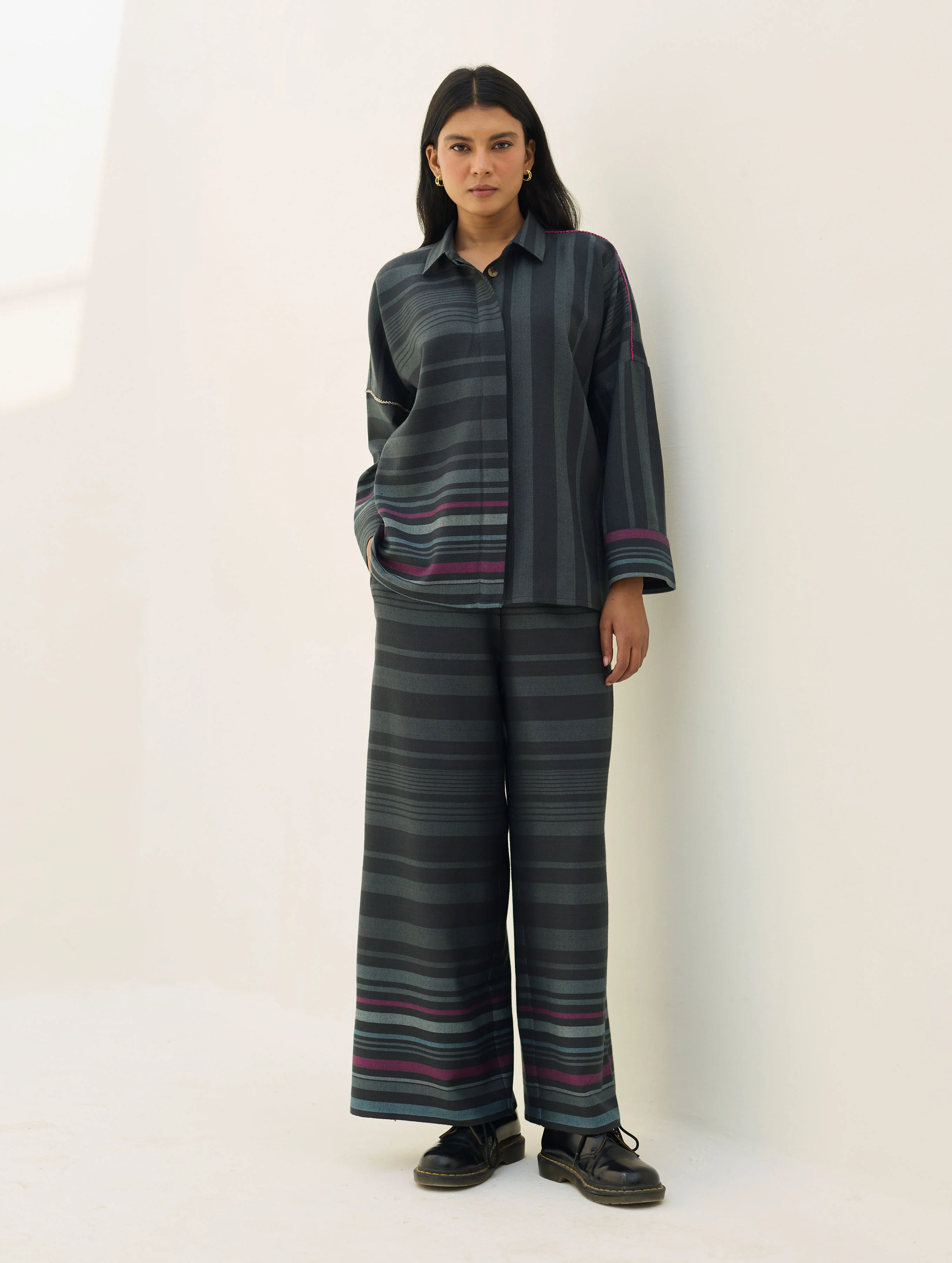 Ellen Dolman Sleeve Shirt - Charcoal - Image 5