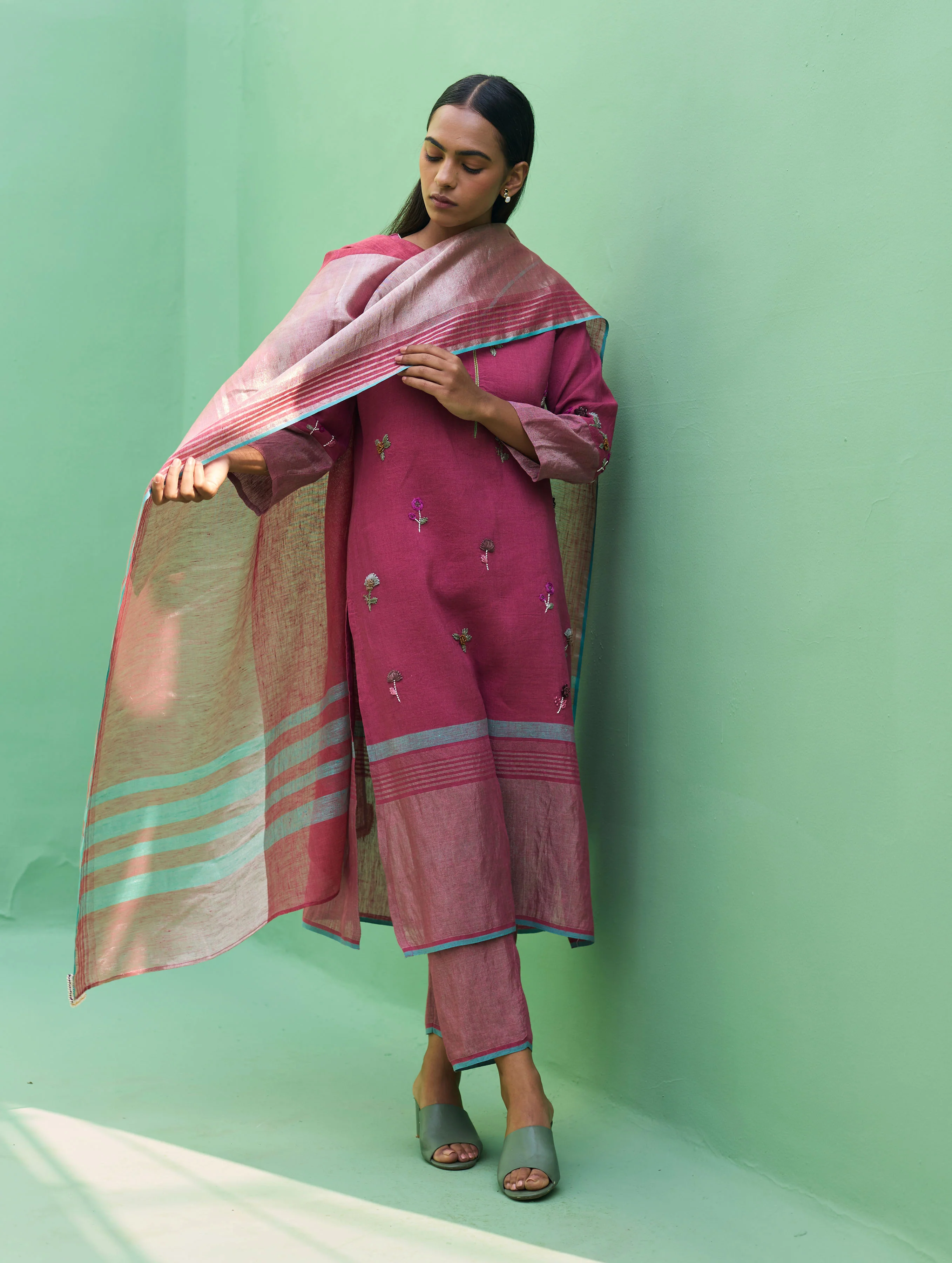 Emile Metallic Linen Hand-Embroidered Kurta Set - Crimson - Image 4