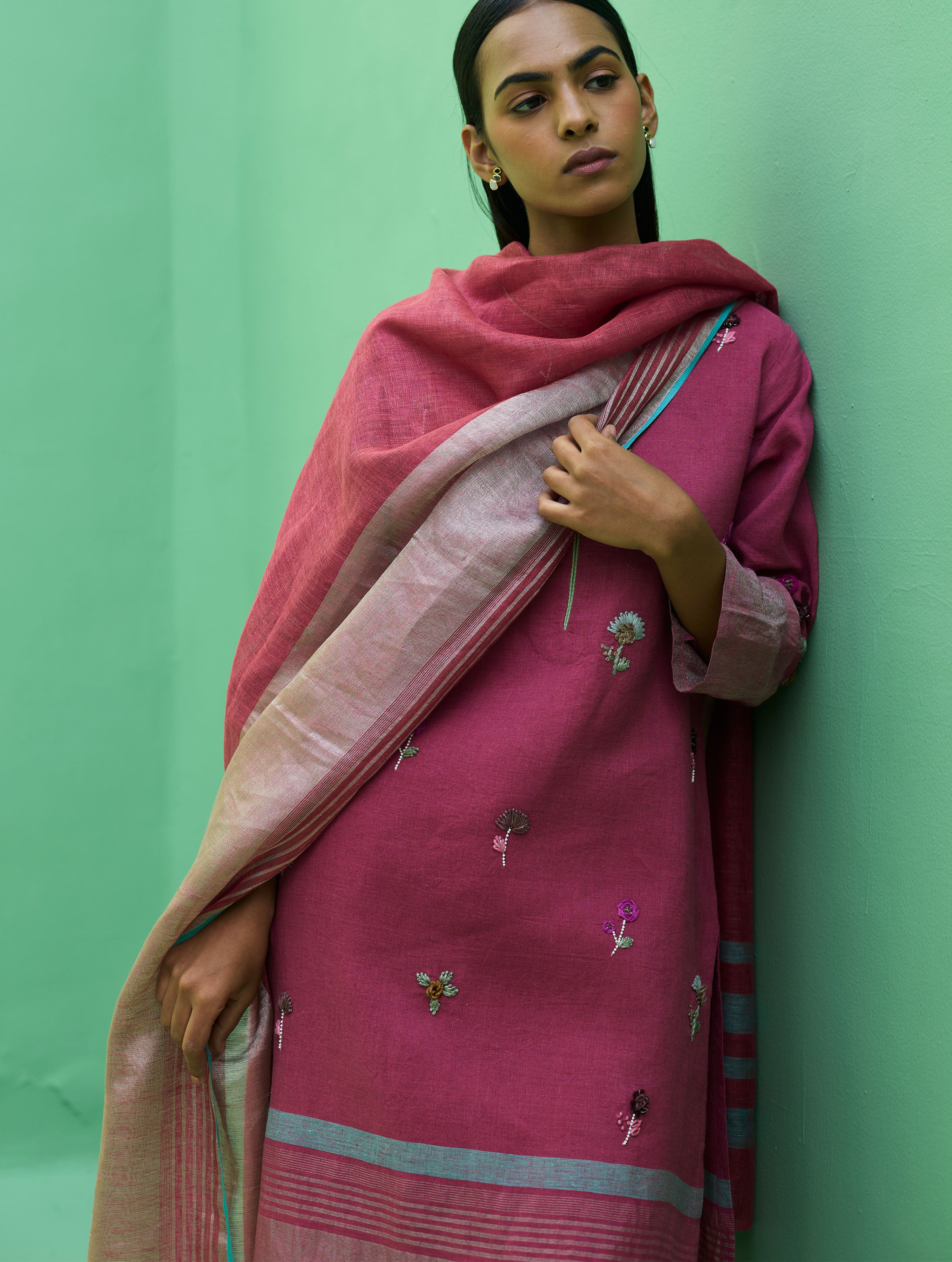 Emile Metallic Linen Hand-Embroidered Kurta Set - Crimson - Image 5