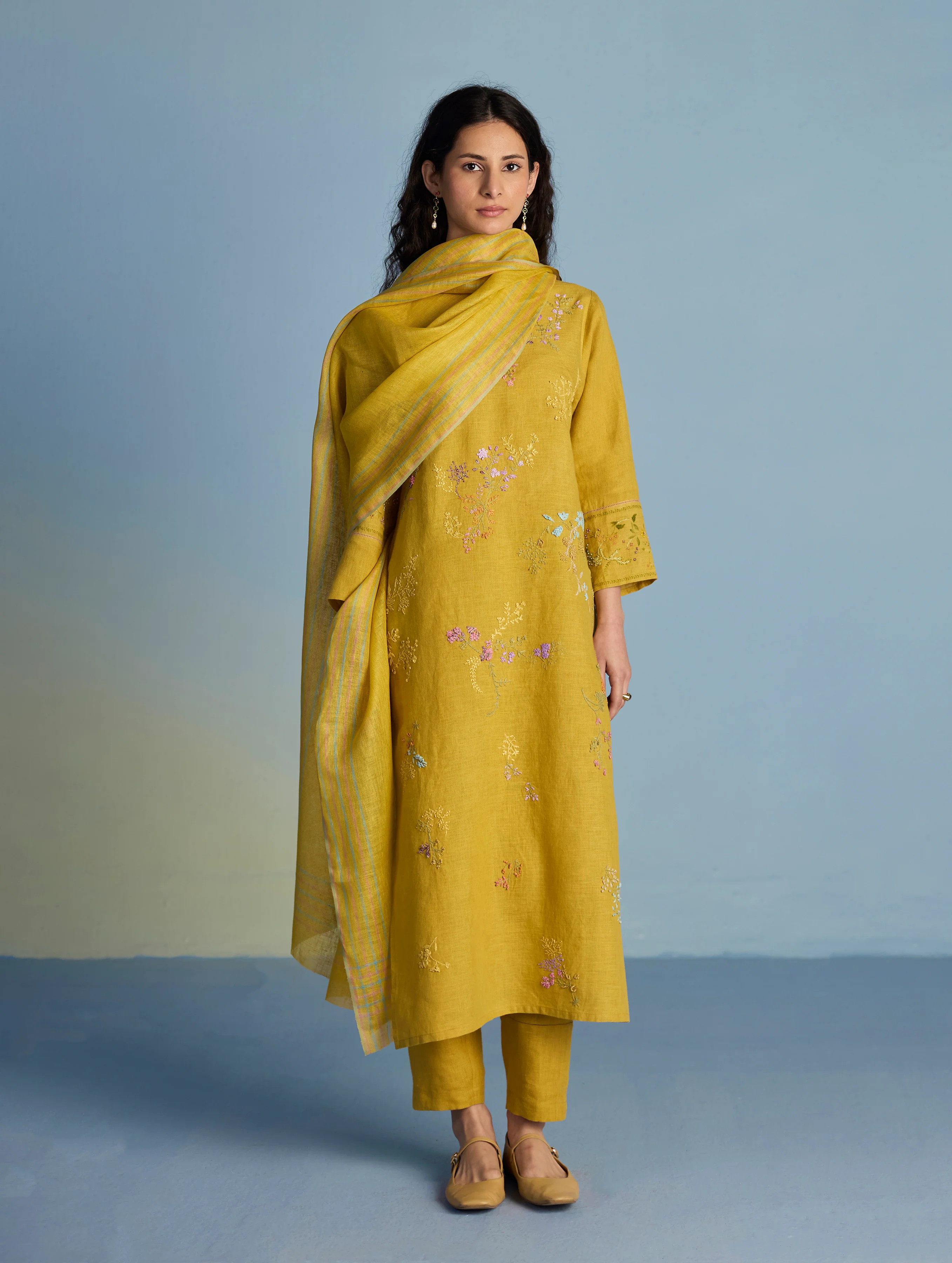 Emra Hand-Embroidered Linen Kurta Set - Ochre - Image 6