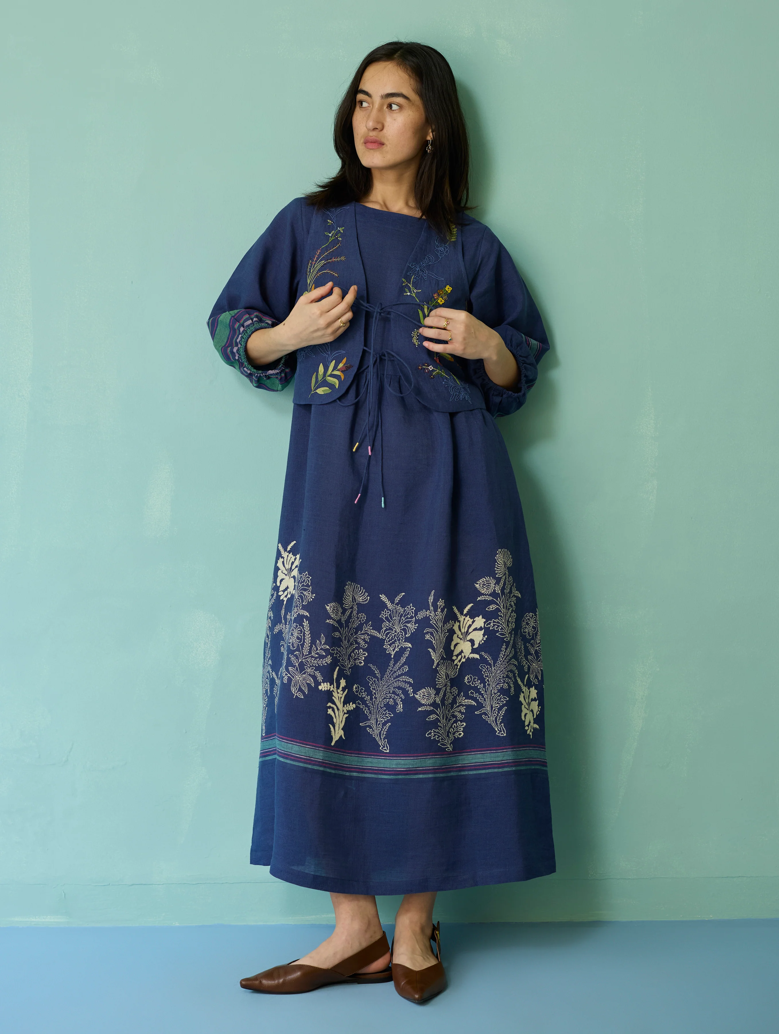 Ora Block-Printed Floral Linen Co-ord Set - Indigo - Image 7