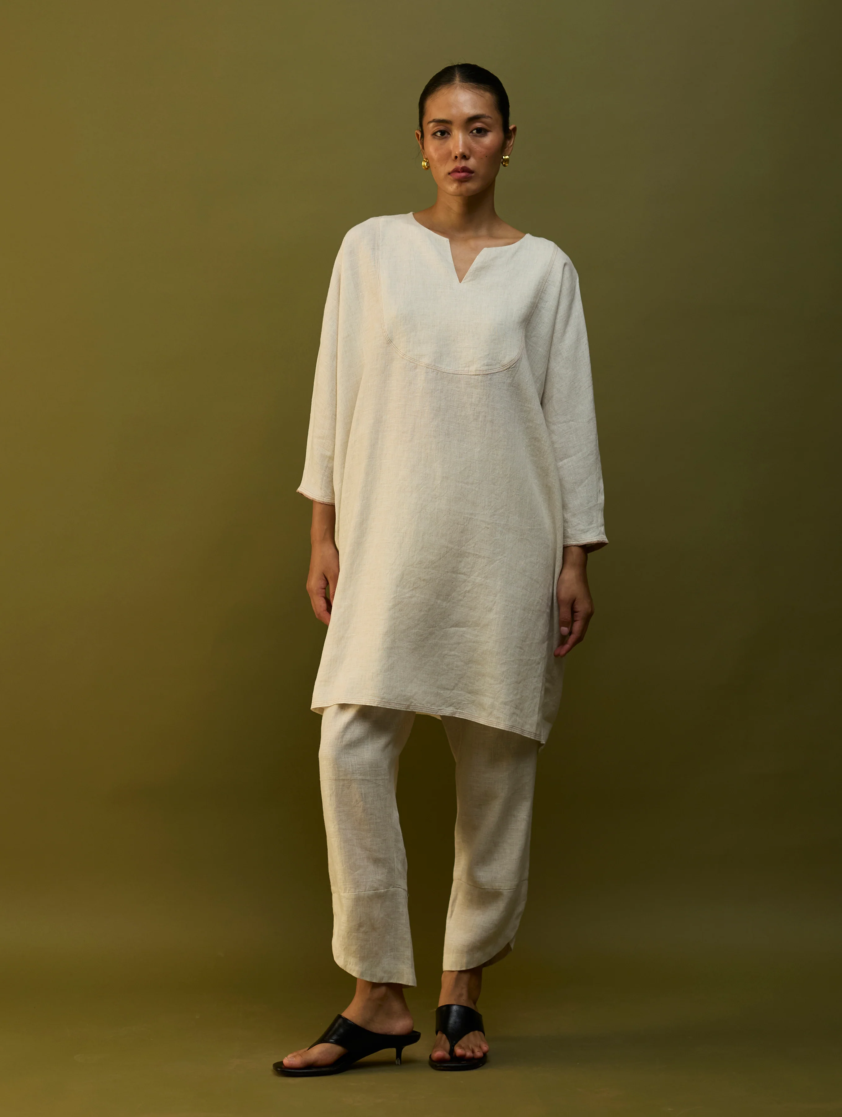 Etsu Yoke Linen Kurta - Off White - Image 3