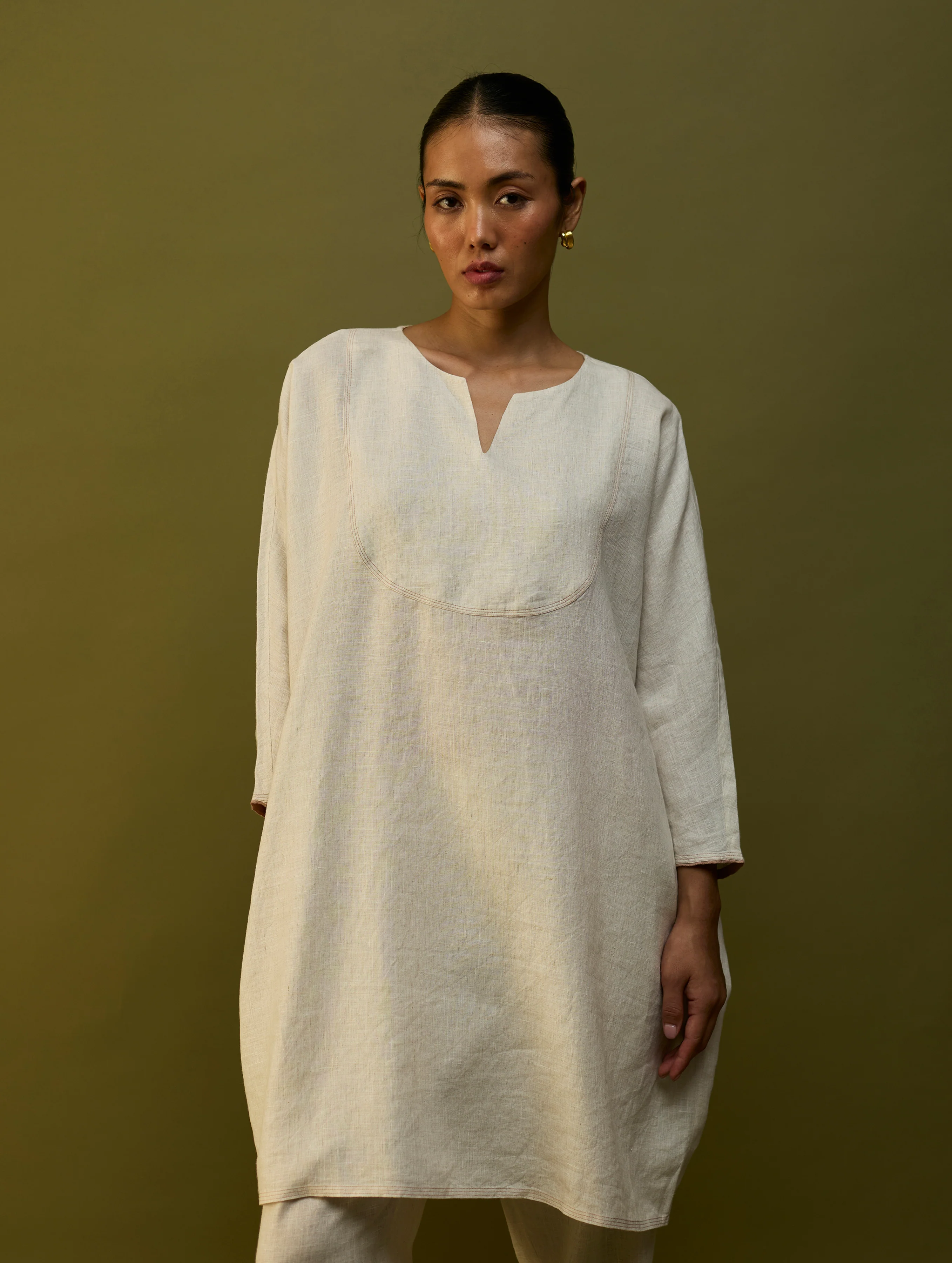 Etsu Yoke Linen Kurta Set - Off White - Image 3