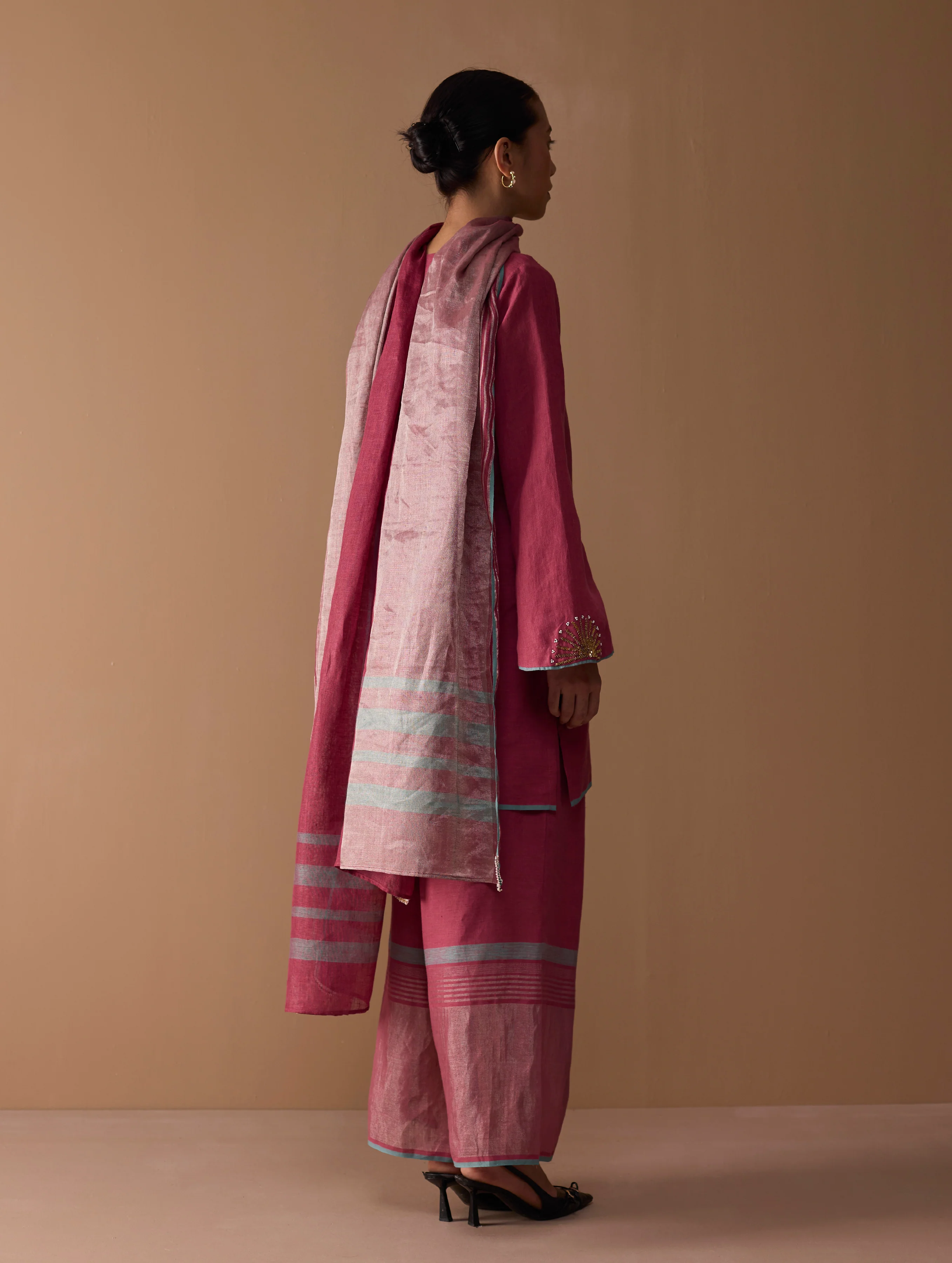 Gul Sequin Embroidered Short Kurta Set - Crimson - Image 4