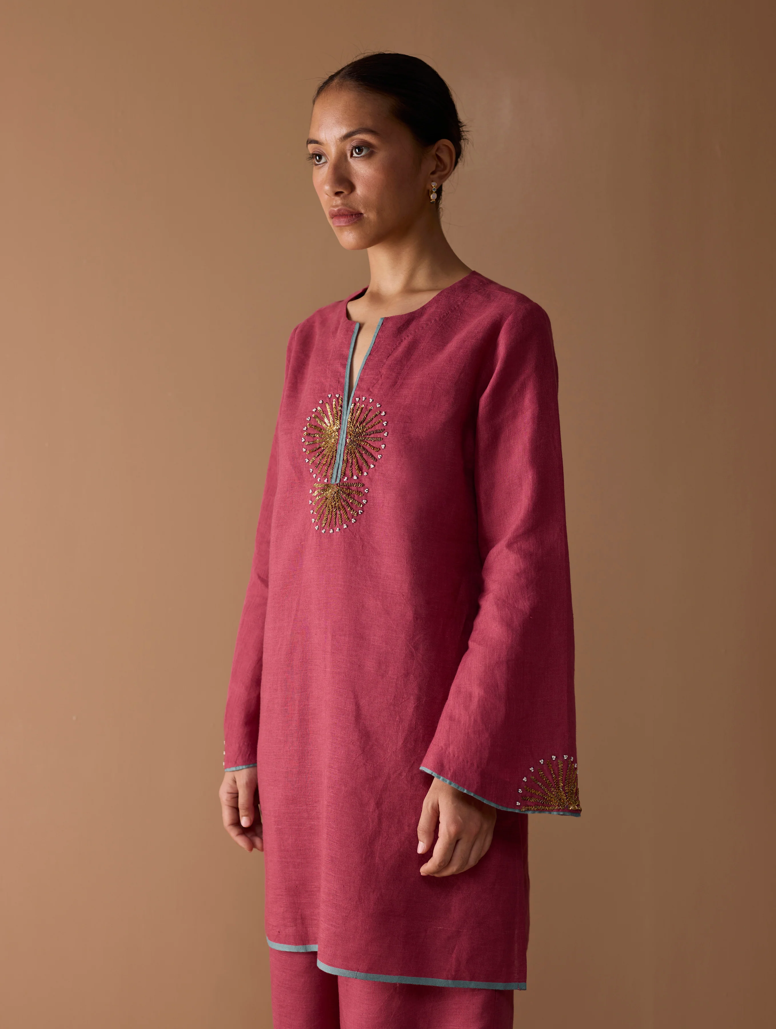 Gul Sequin Embroidered Short Kurta Set - Crimson - Image 8