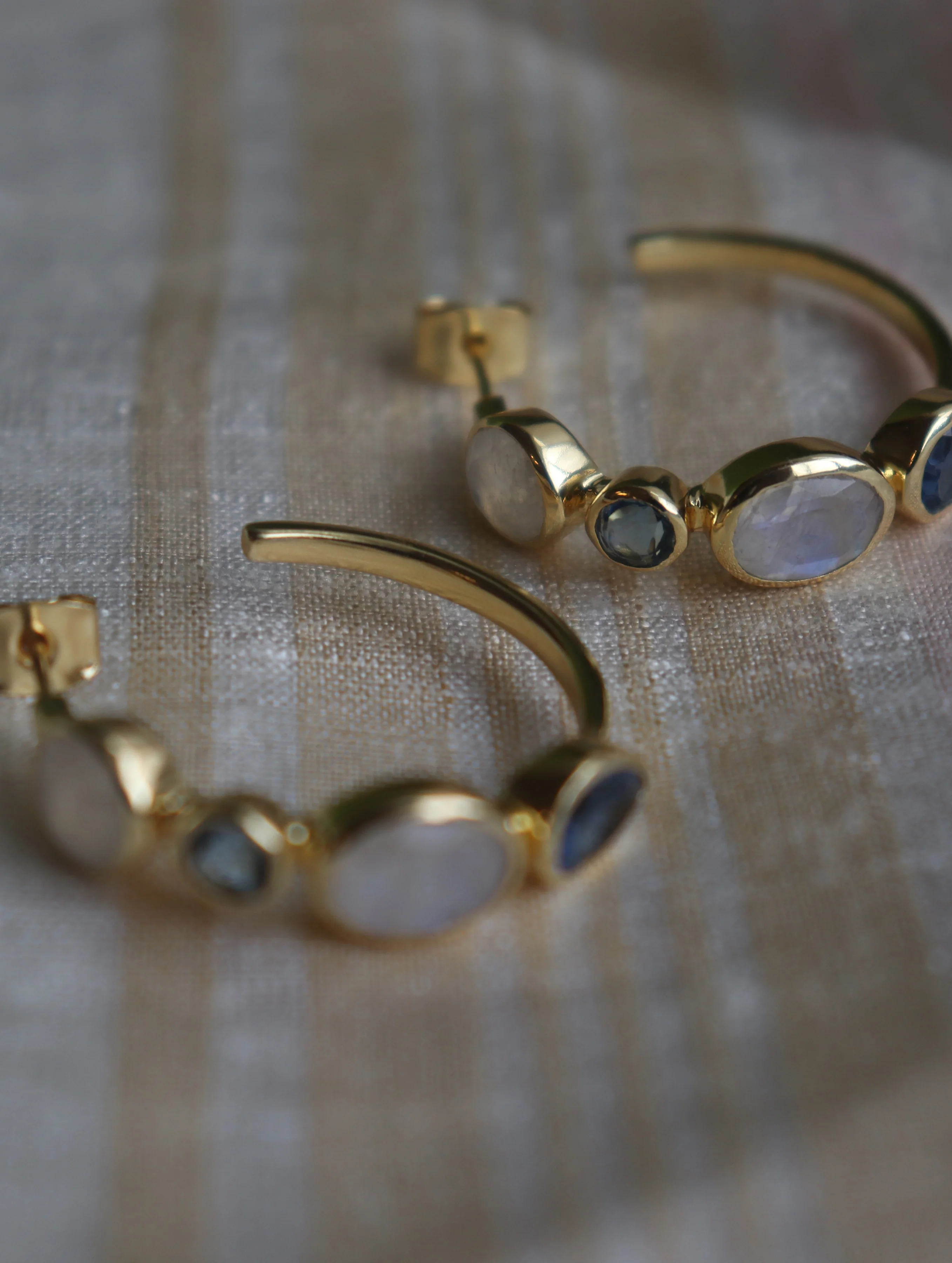 Hana Hoops - Sky - Image 3