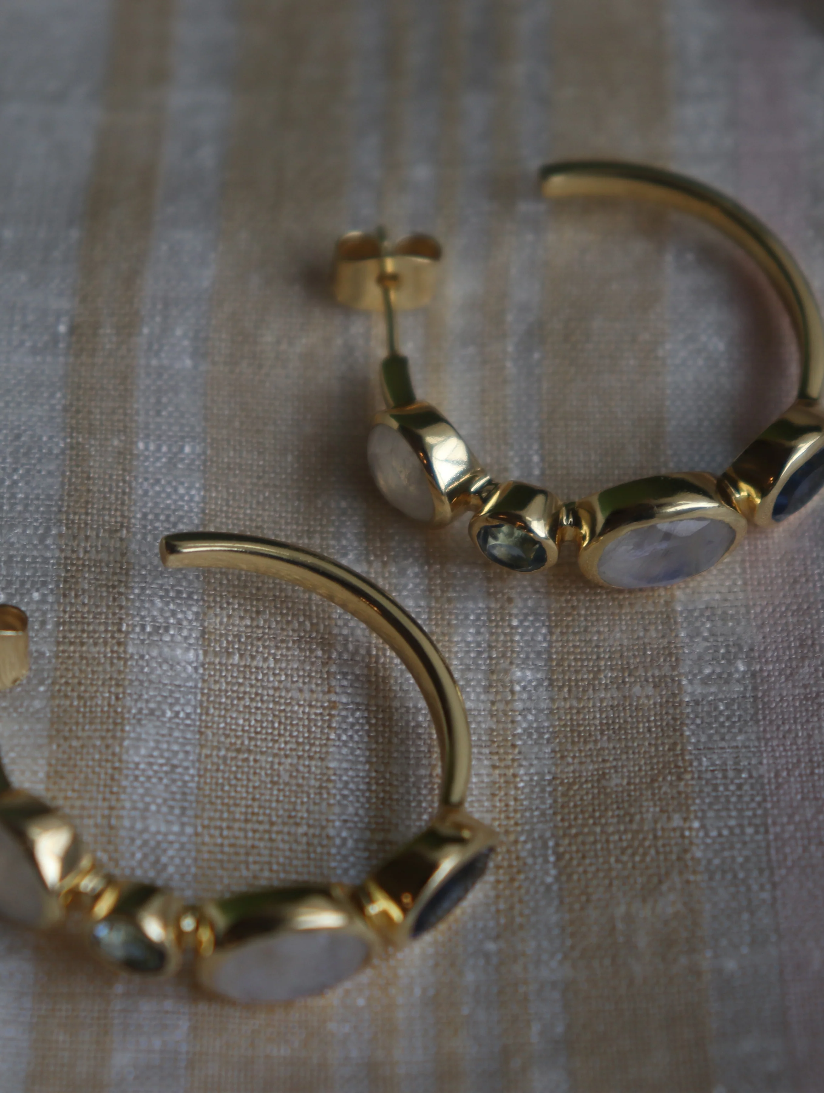 Hana Hoops - Sky - Image 5