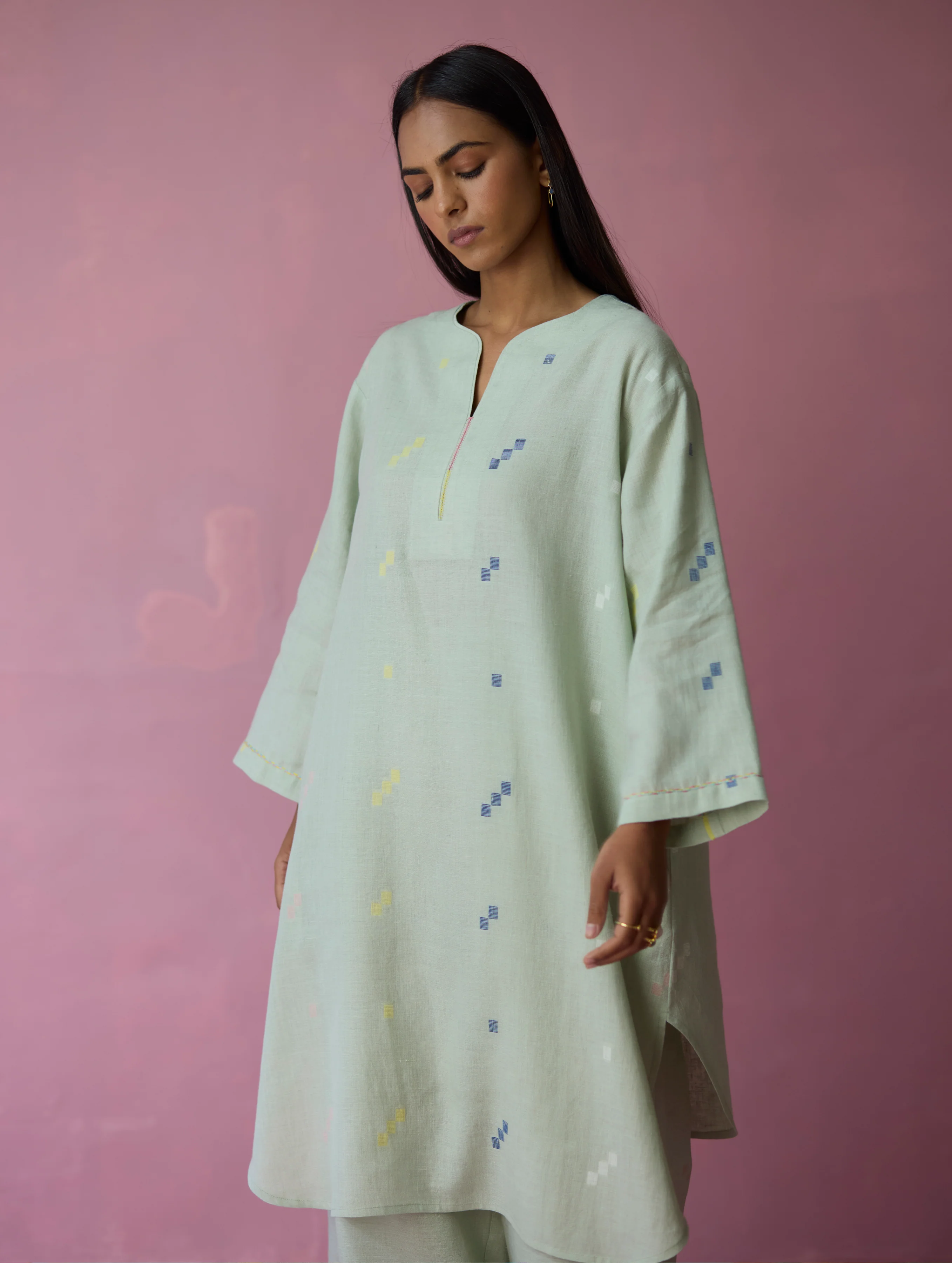 Ikara Jamdani Linen Kurta - Aqua - Image 10