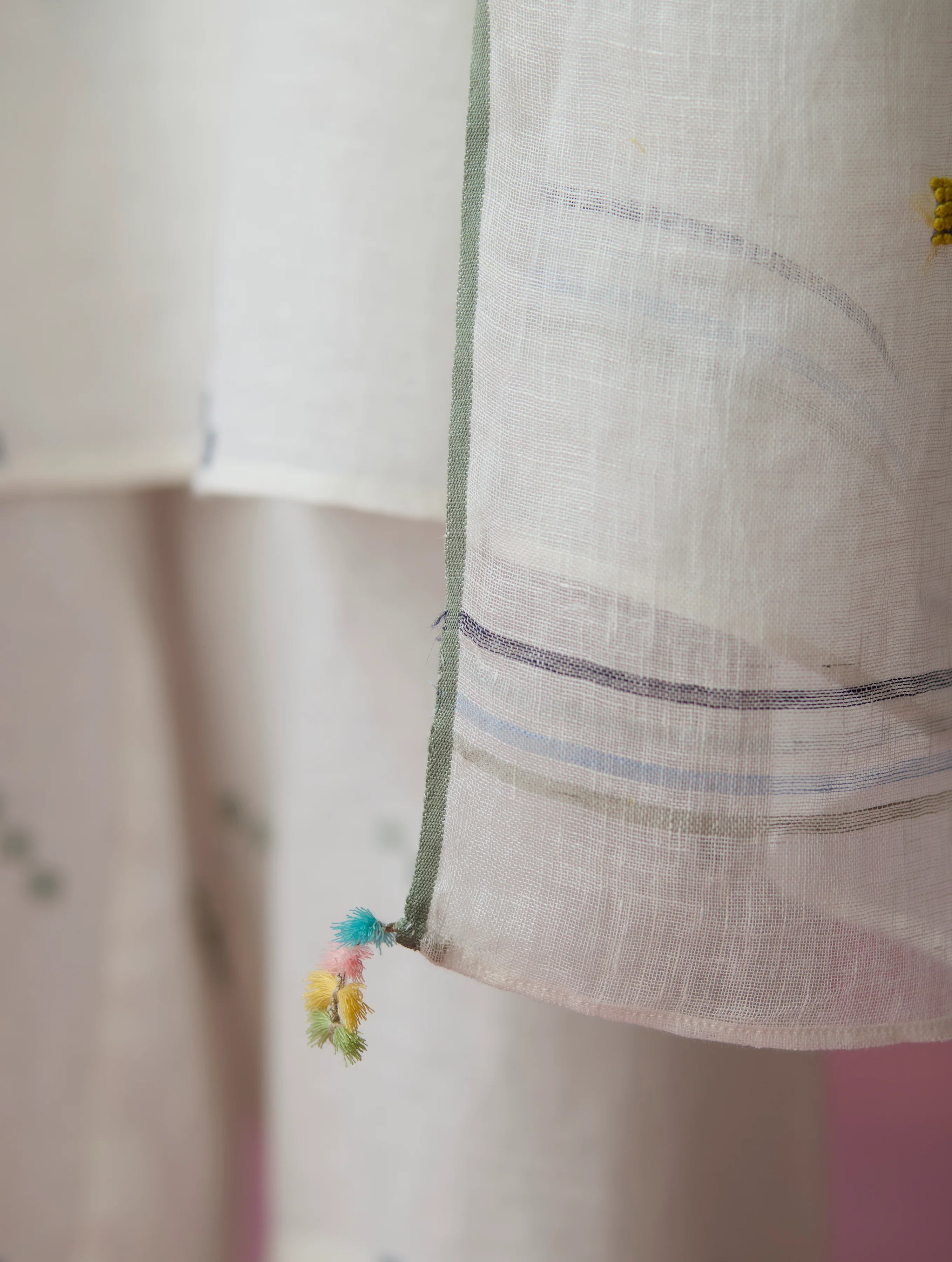 Ikara Jamdani Linen Kurta Set - Ivory - Image 17