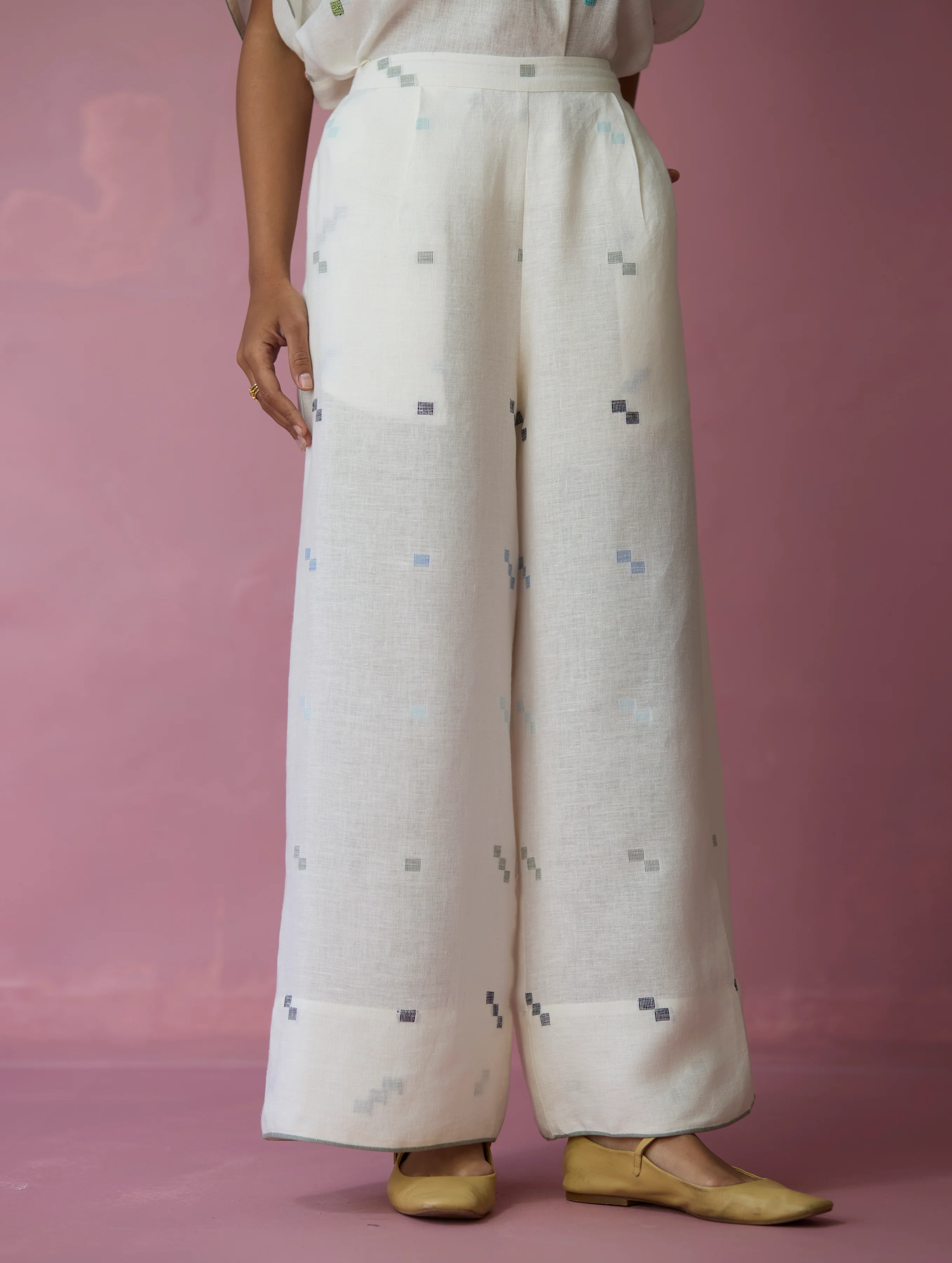 Ikara Jamdani Linen Kurta Set - Ivory - Image 22