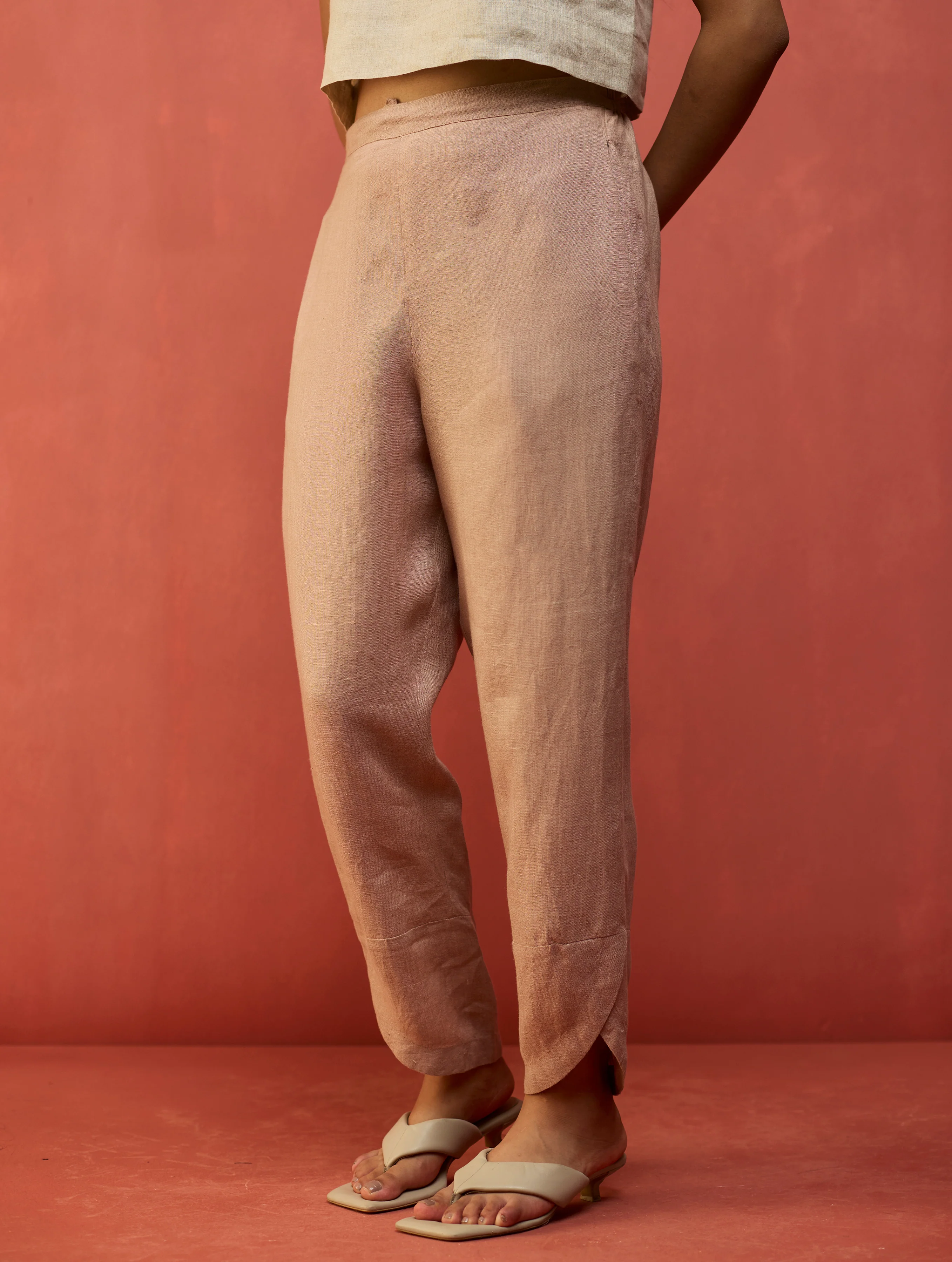 Ikis Overlapping Hem Linen Pant - Dusty Rose - Image 3