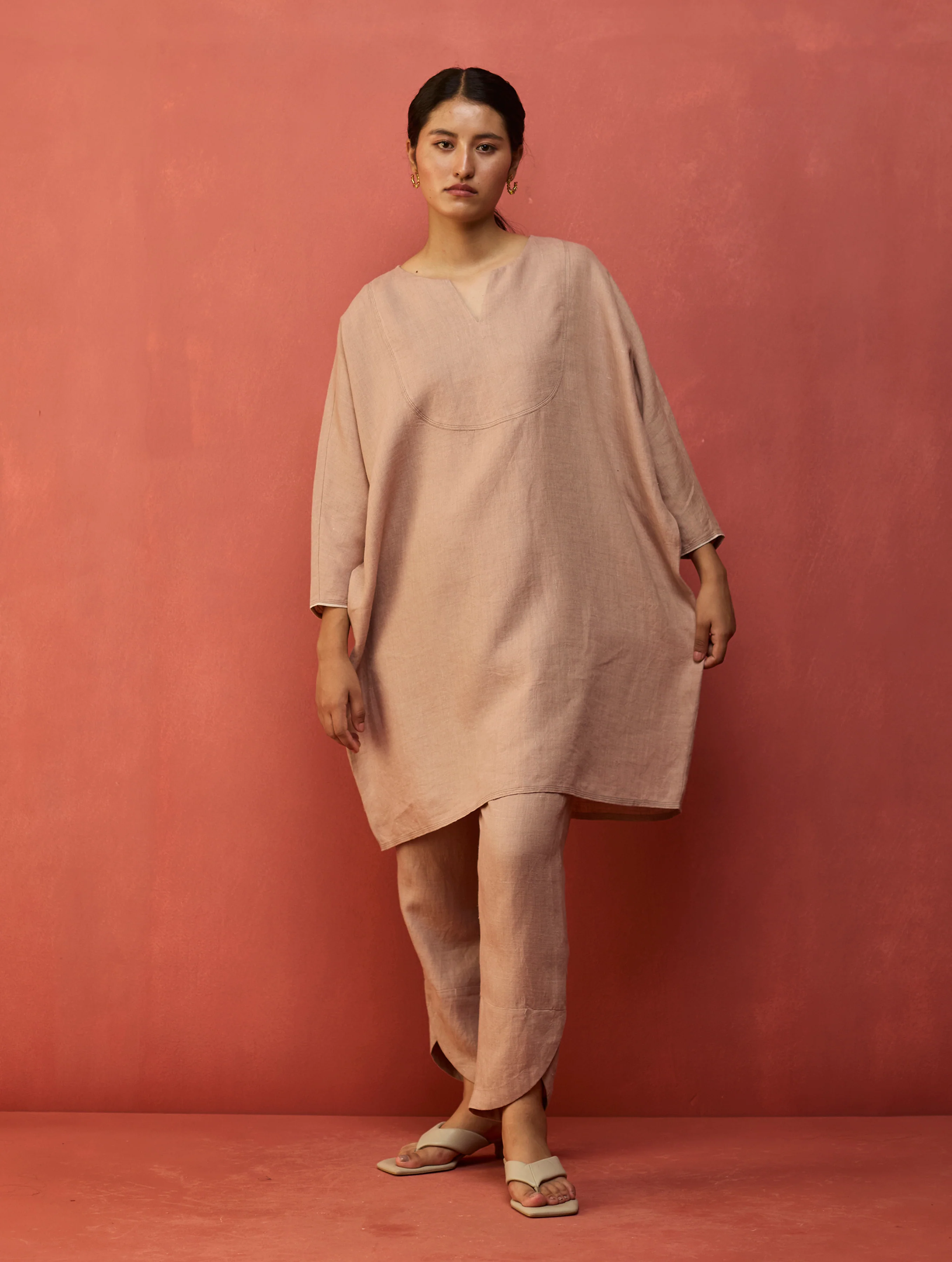 Ikis Overlapping Hem Linen Pant - Dusty Rose - Image 4