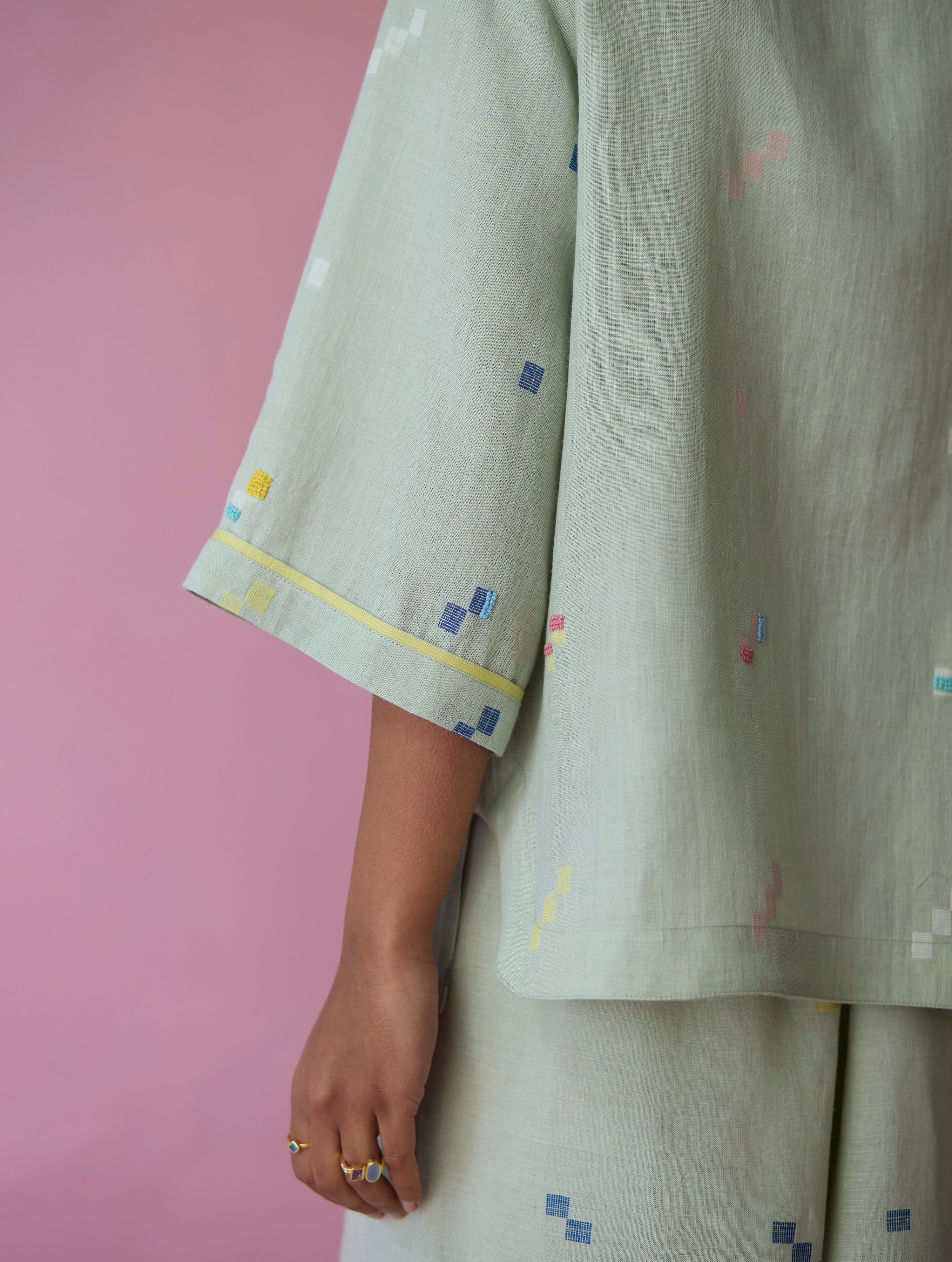 Imri Cuban Collar Jamdani Linen Shirt - Aqua - Image 2