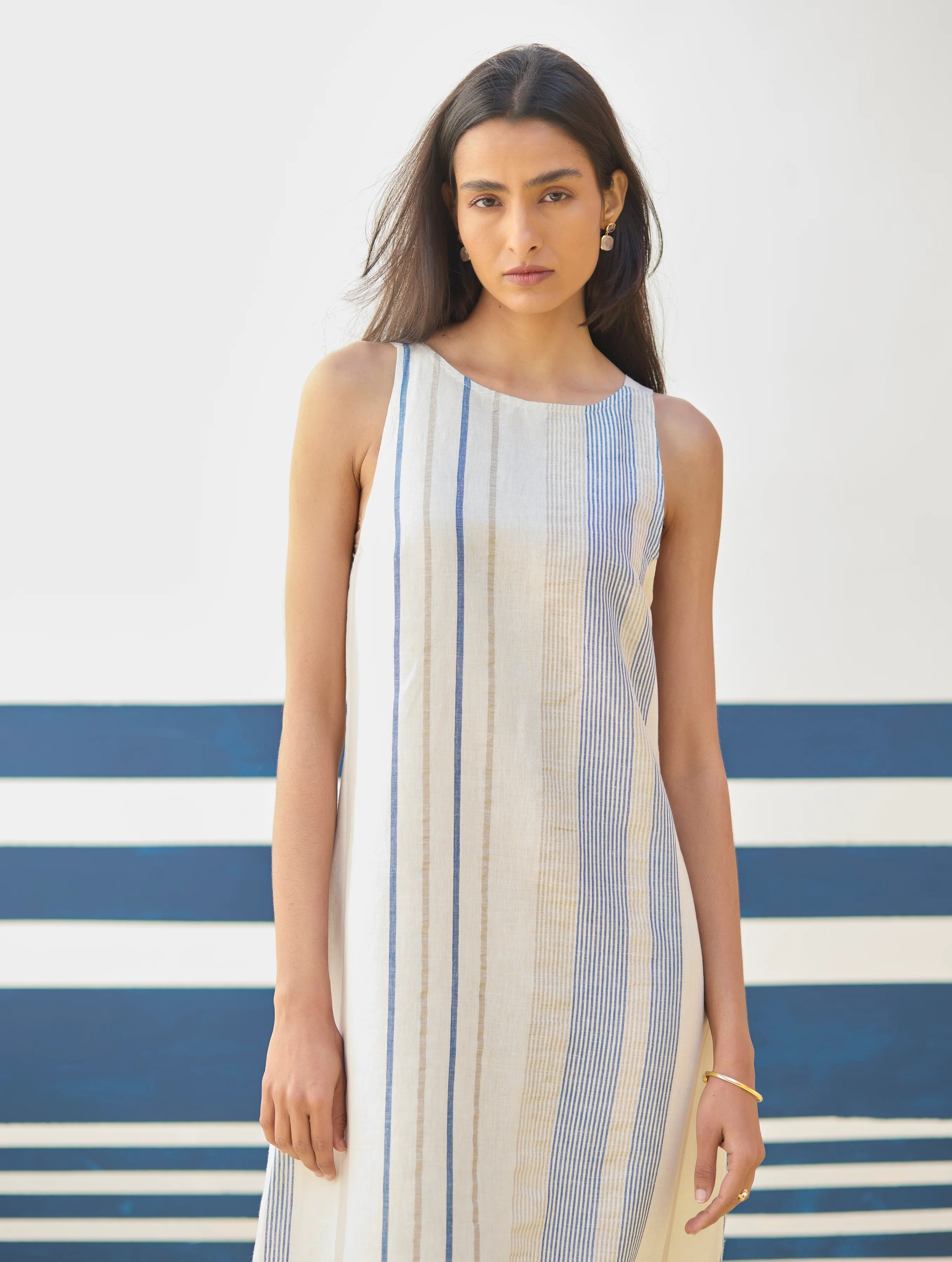 Inara Modern Check Linen Dress
- Ivory - Image 7