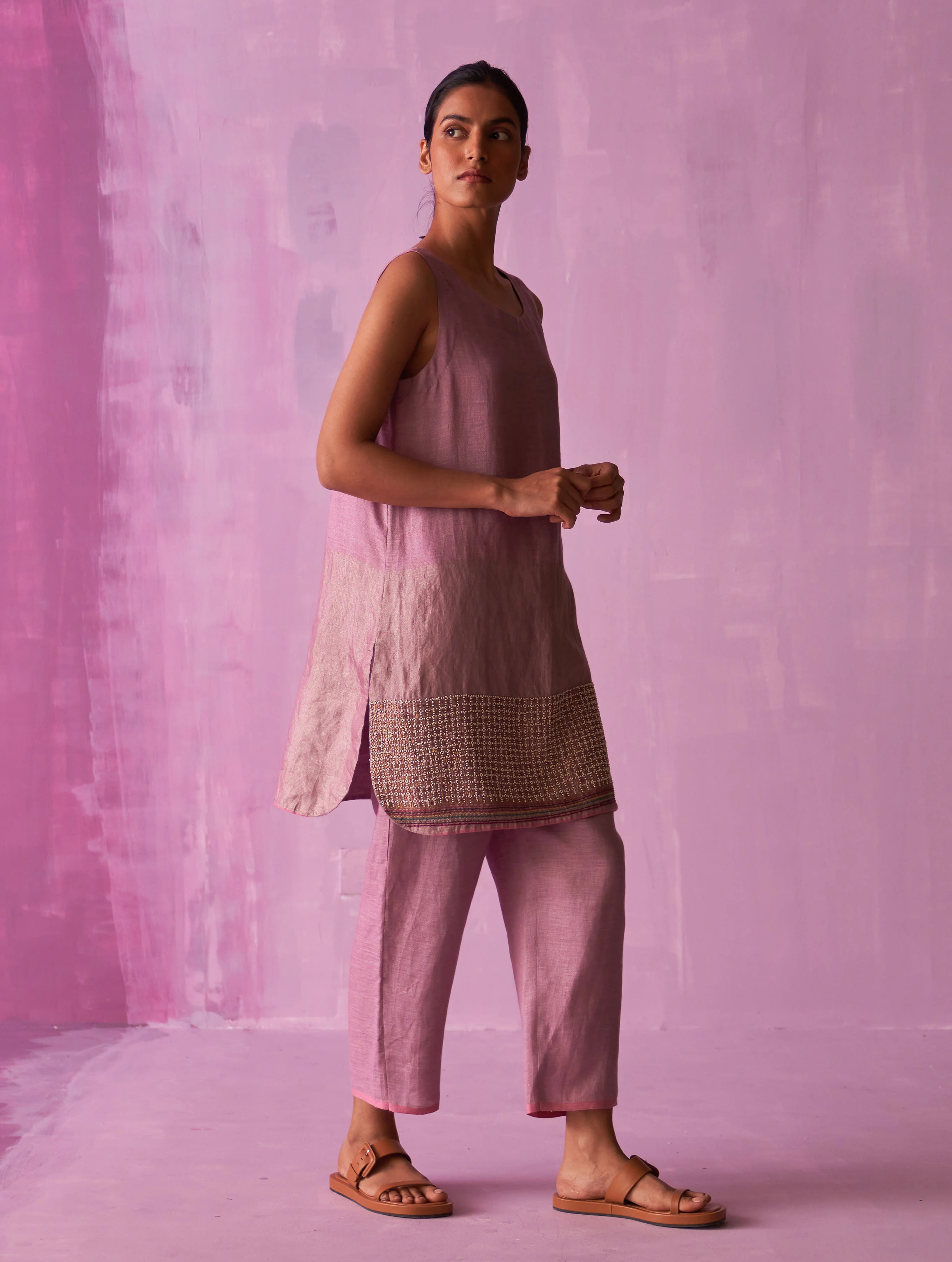 Irum Hand-Embroidered Sleeveless Kurta - Lavender - Image 6