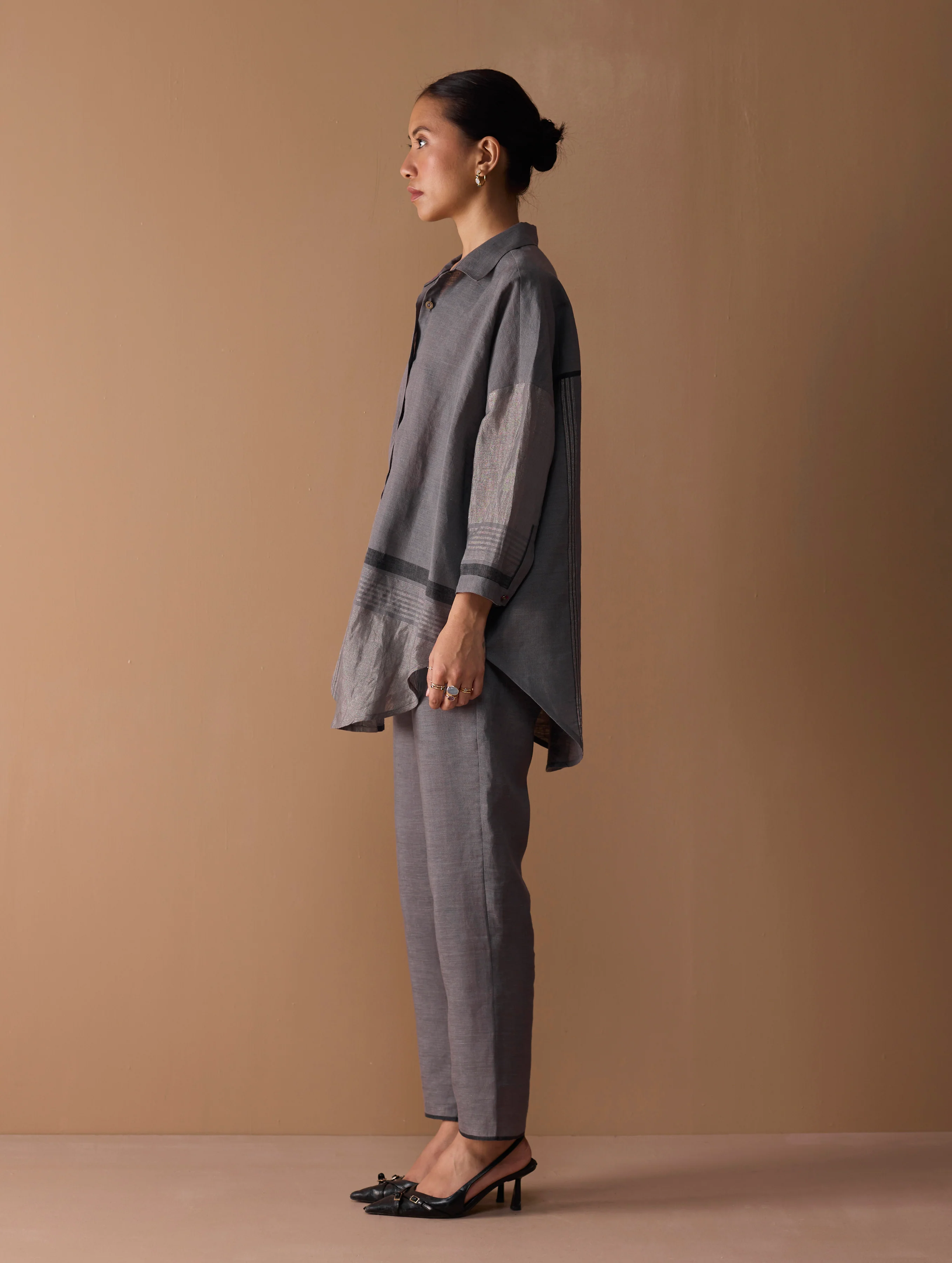 Iza Metallic Linen Co-ord Set - Metallic Grey - Image 9