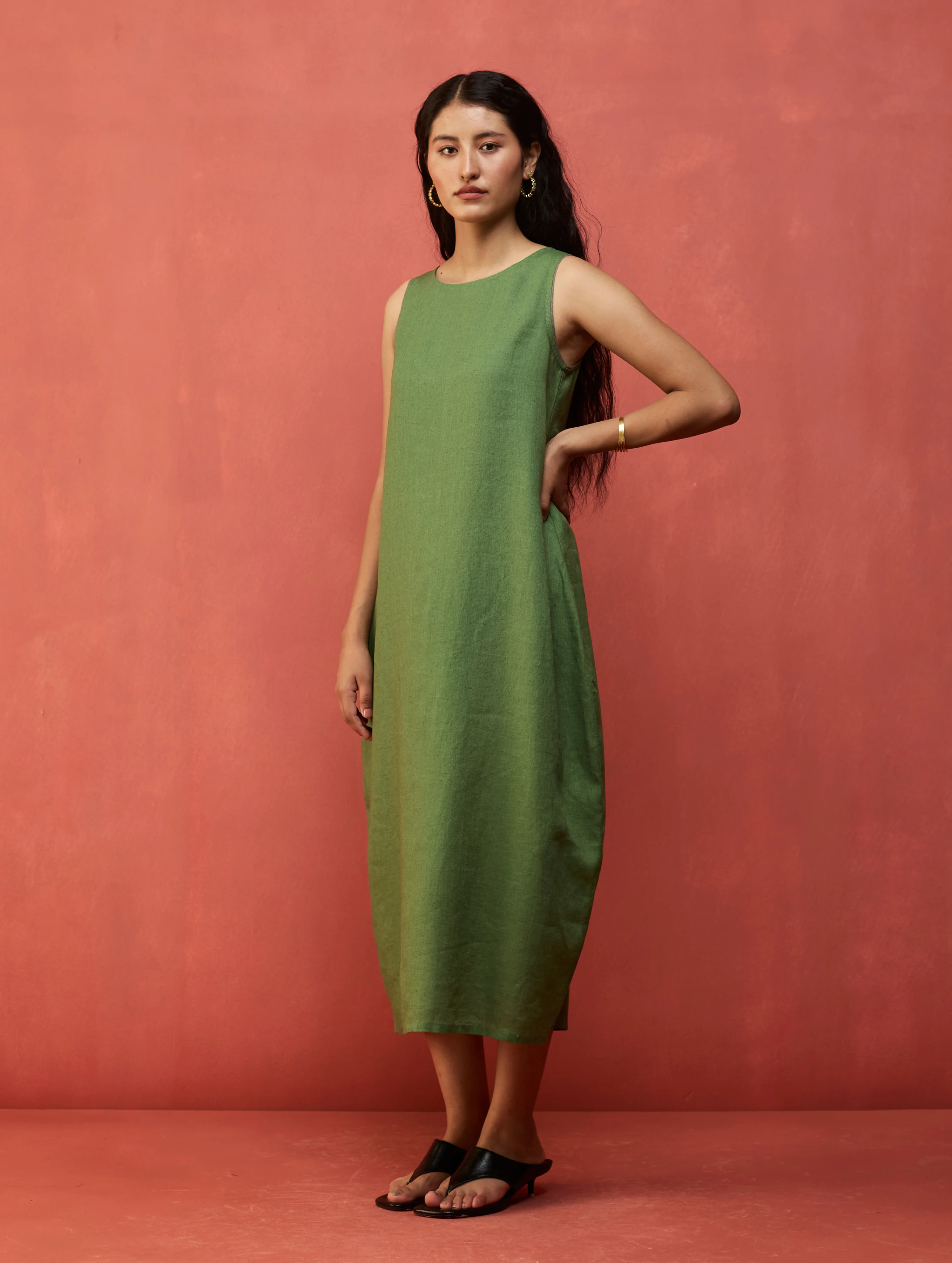 Juro Linen Parabola Dress - Fern Green - Image 5