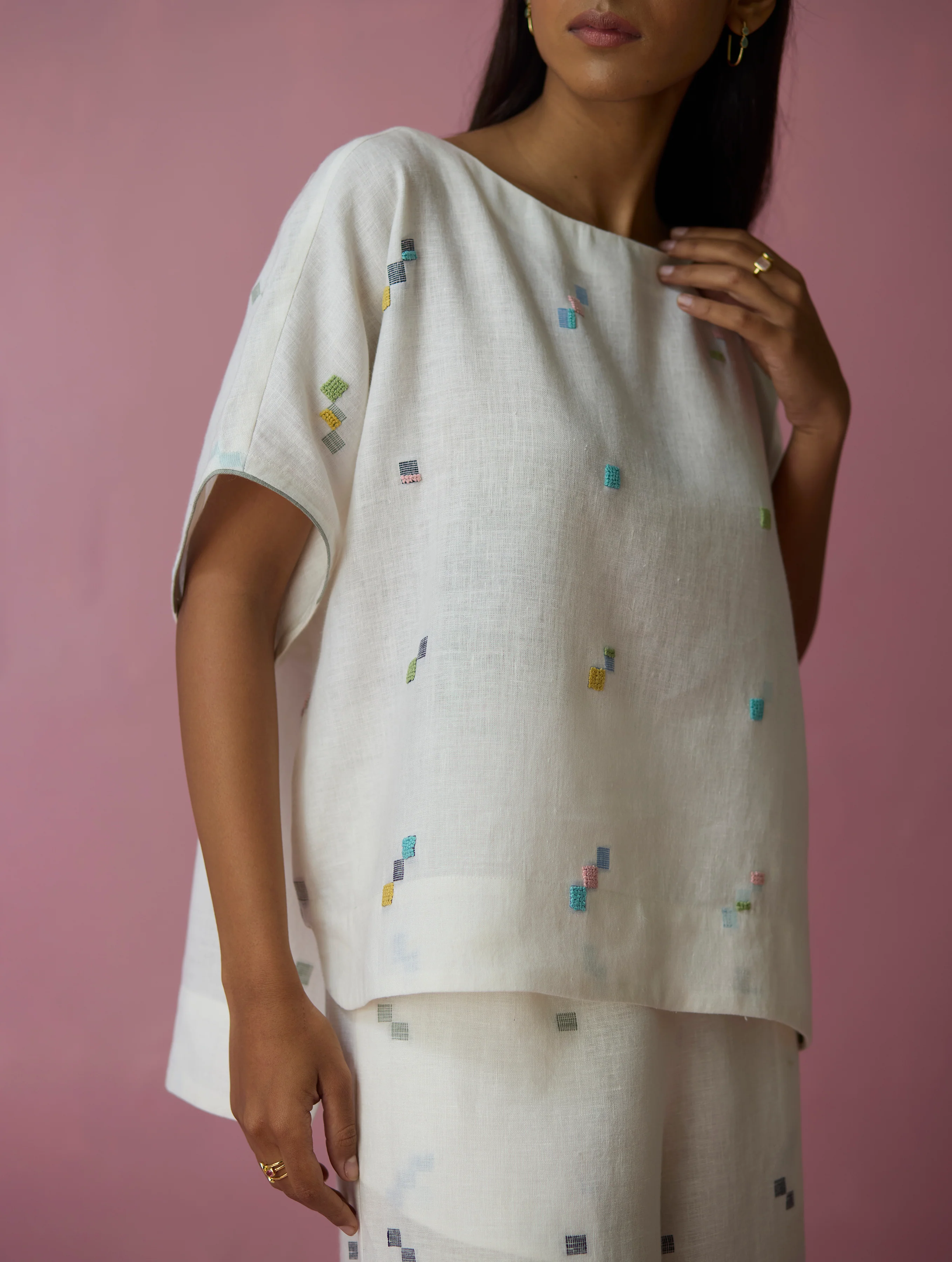 Kanni Hand-Embroidered Jamdani Linen Top - Ivory - Image 6